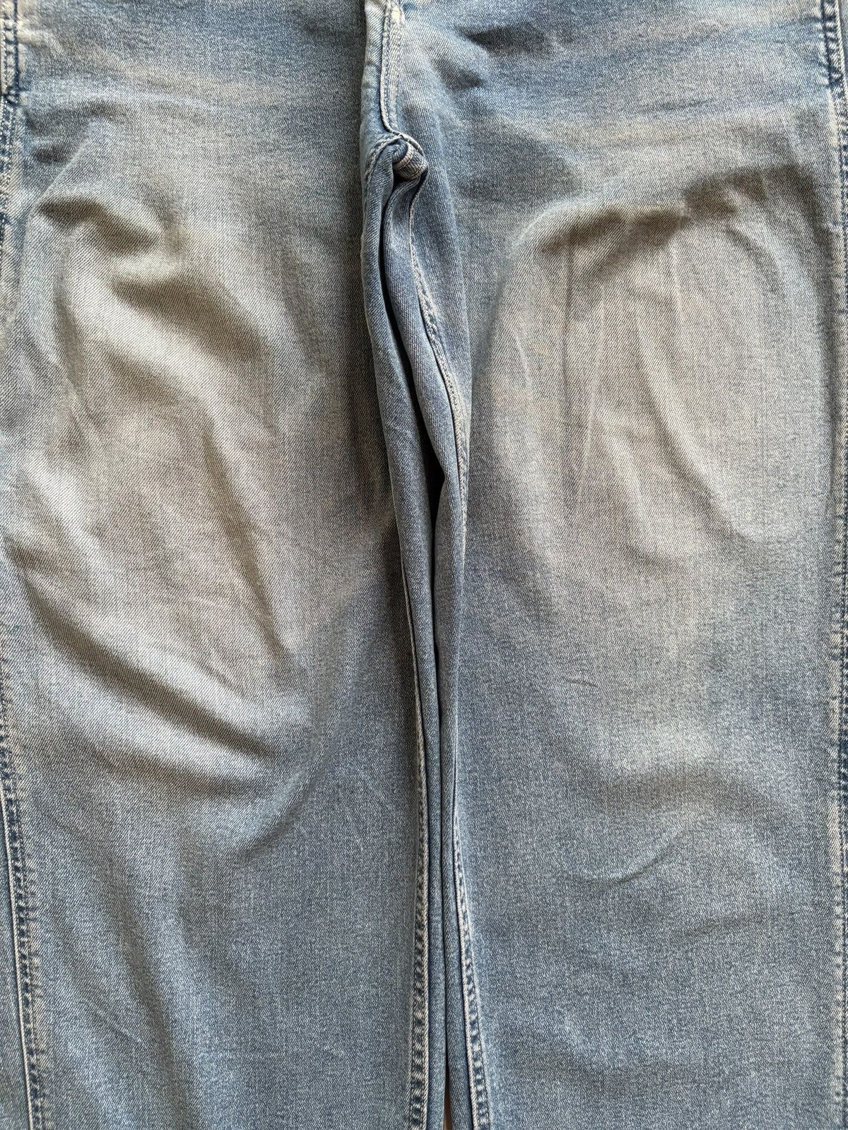 Japanese Brand × Jun Takahashi × Uniqlo Vintage Uniqlo Carpenter Mud Wash Distressed Loose Jeans Size US 32 / EU 48 - 5 Thumbnail