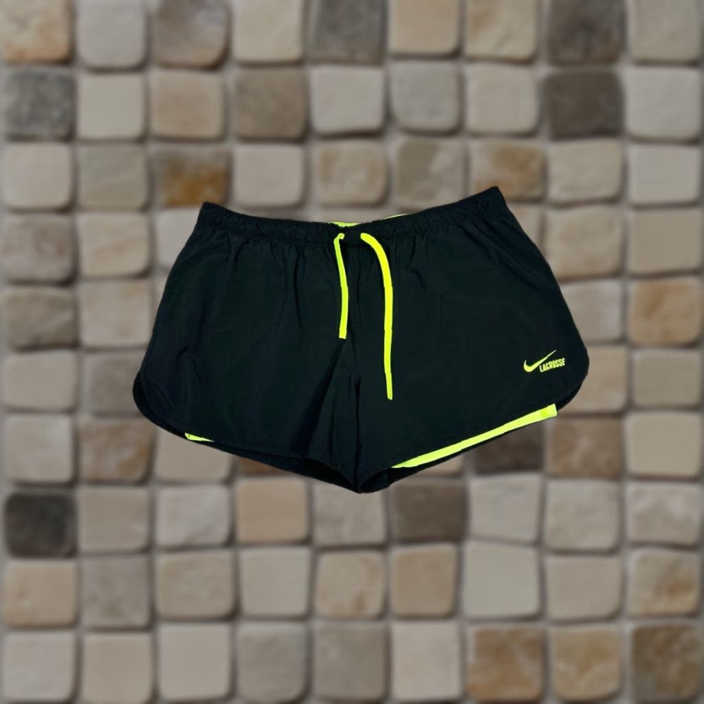 Nike Nike Running Shorts Womens XL Black Dri Fit Compression Liner Lacrosse Logo - Activewear, Nike Brand, Women, XL, Black, Running & Gym, 90s? Size 40" / US 18 - 1 Thumbnail