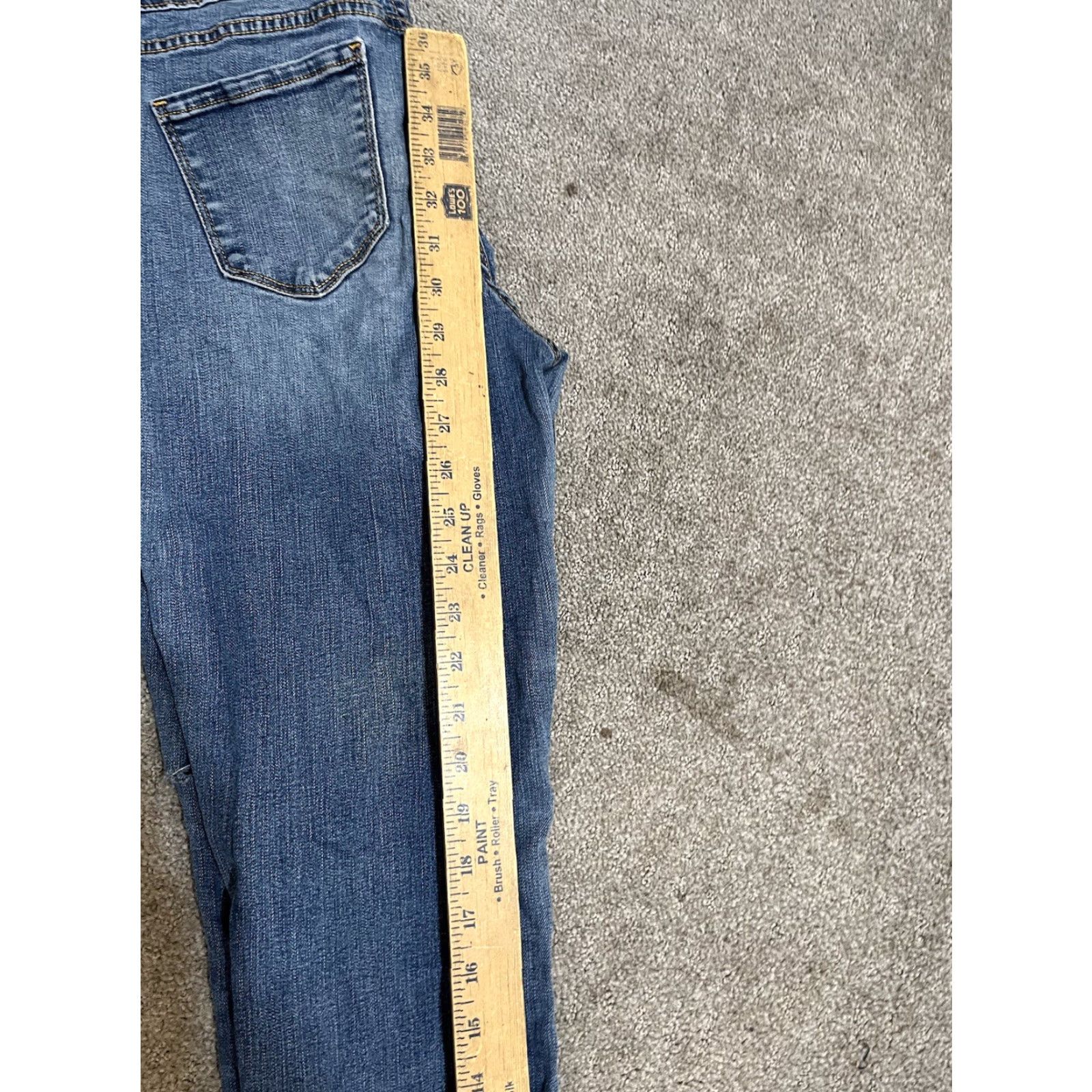 Old Navy Old Navy Womens Rockstar Super Skinny Jeans Size 10 Regular Distroy Solid Size 32" / US 10 / IT 46 - 7 Thumbnail