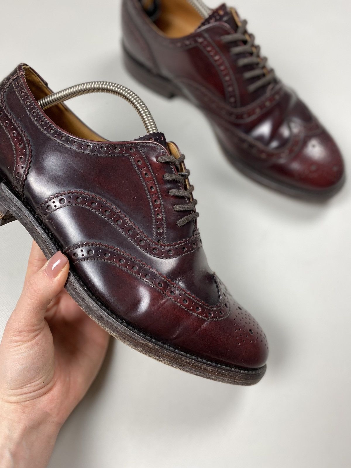 Loake Loake men’s leather brogue shoes size UK 9.5 / US 10.5 Size US 10.5 / EU 43-44 - 6 Thumbnail