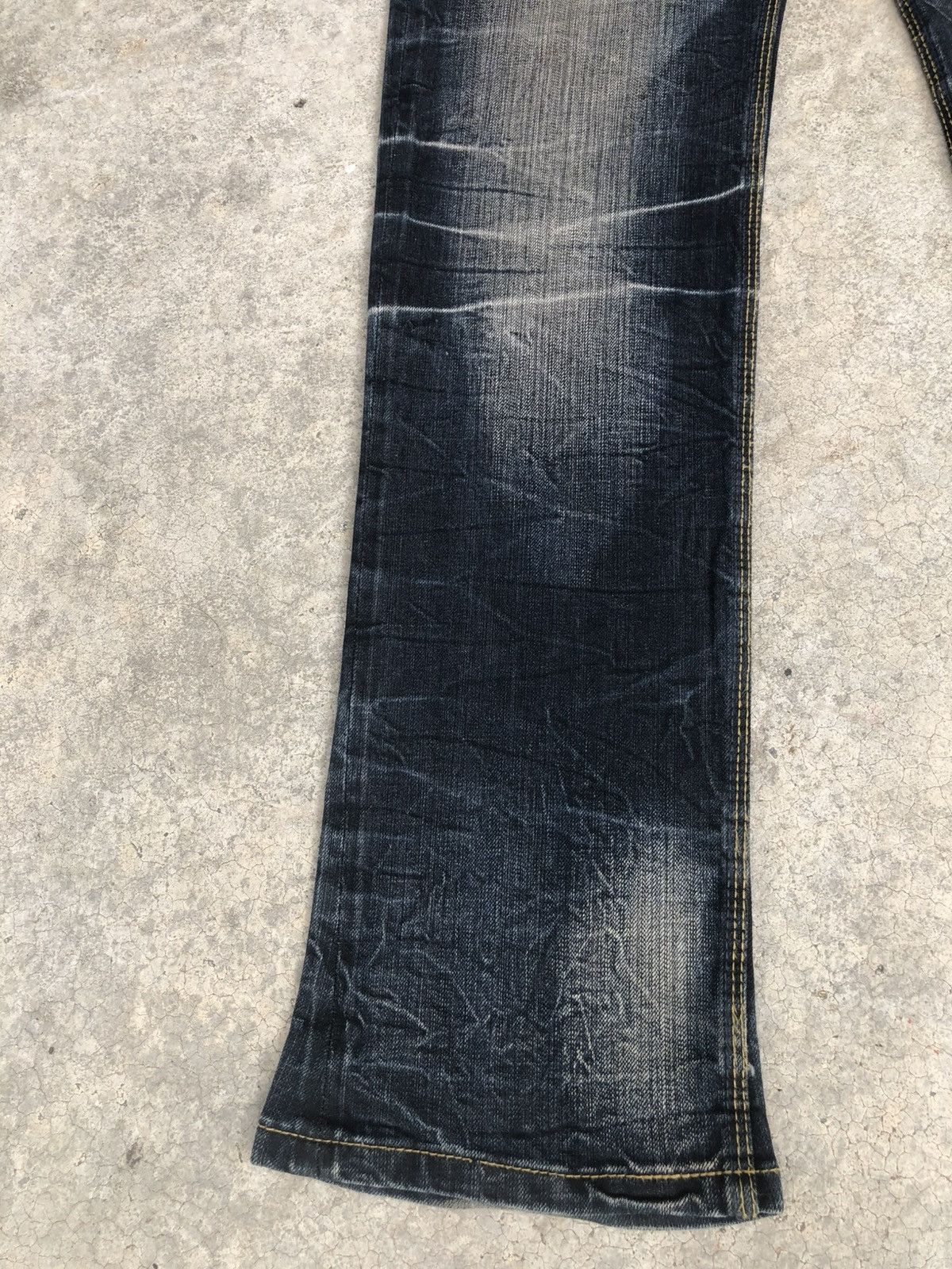 If Six Was Nine Japanese Nicole Flared Jeans Distressed Denim Size US 32 / EU 48 - 6 Thumbnail