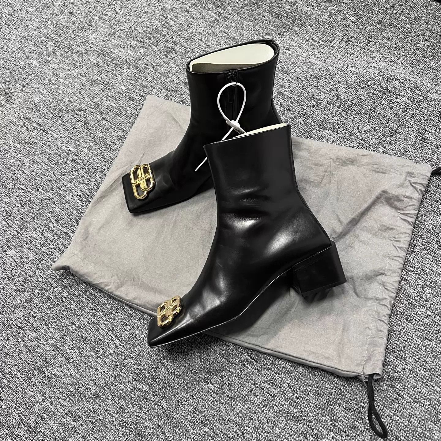 Balenciaga Balenciaga Double B Gold Lock Black Gold Square Toe Heels 38 Size US 7.5 / IT 37.5 - 1 Thumbnail