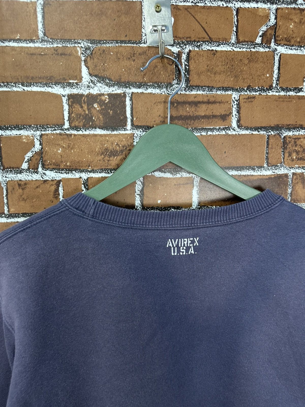 Avirex Vintage Avirex Spell Out Sun Faded Crewneck Z417 Size US L / EU 52-54 / 3 - 5 Thumbnail