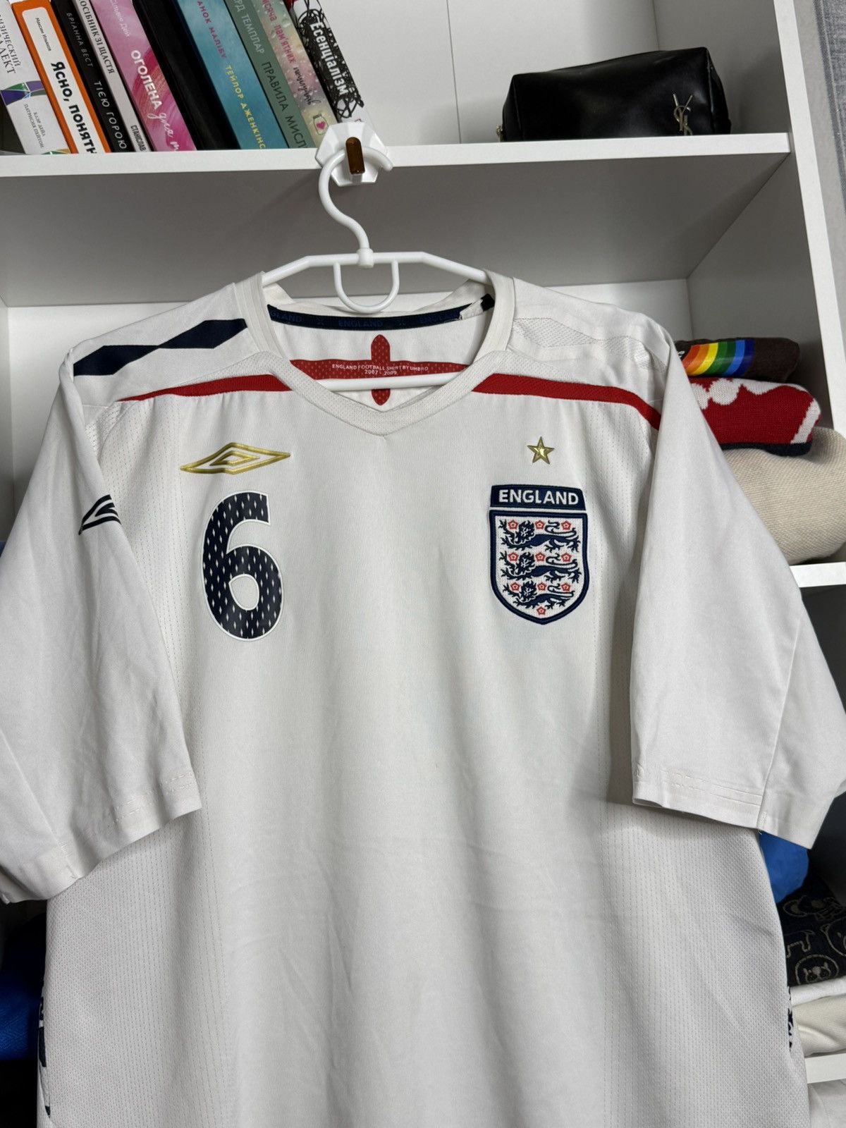 Umbro Vintage 2007-2009 England Umbro #6 Terry jersey size XL Size US XL / EU 56 / 4 - 4 Thumbnail