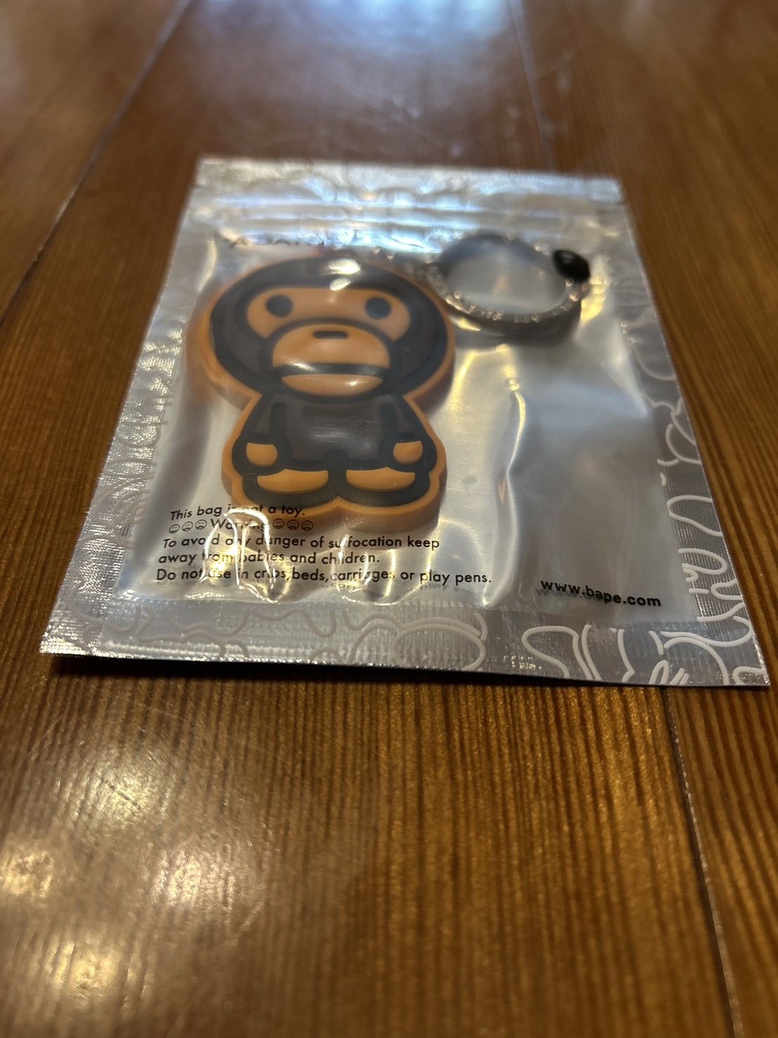 Bape Bape Baby Milo BABY MILO RUBBER KEYCHAIN Bapesta Star Size ONE SIZE - 5 Thumbnail