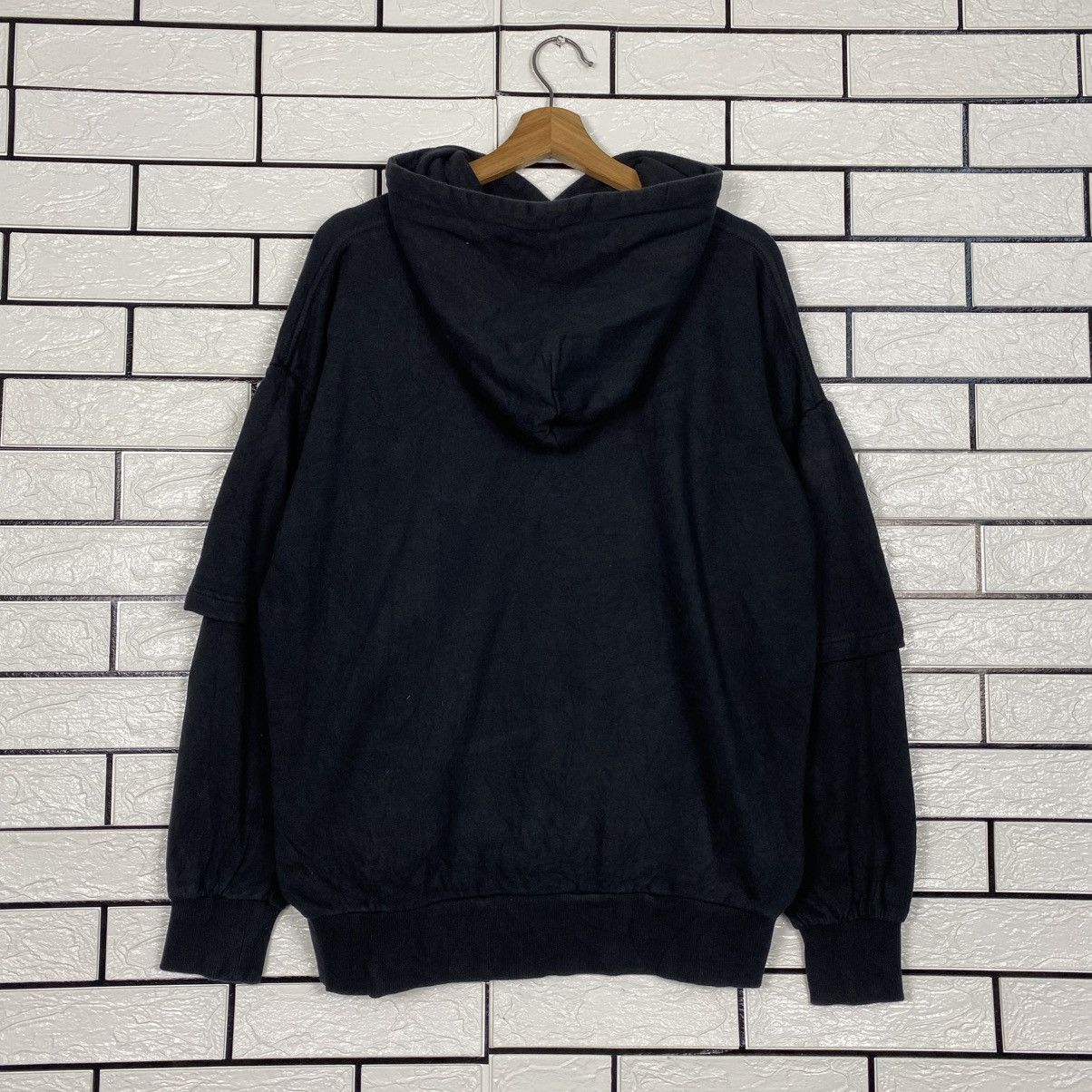 Japanese Brand 📌Vintage Hoodie Pull Over Vans Centre Logo Size US M / EU 48-50 / 2 - 9 Thumbnail