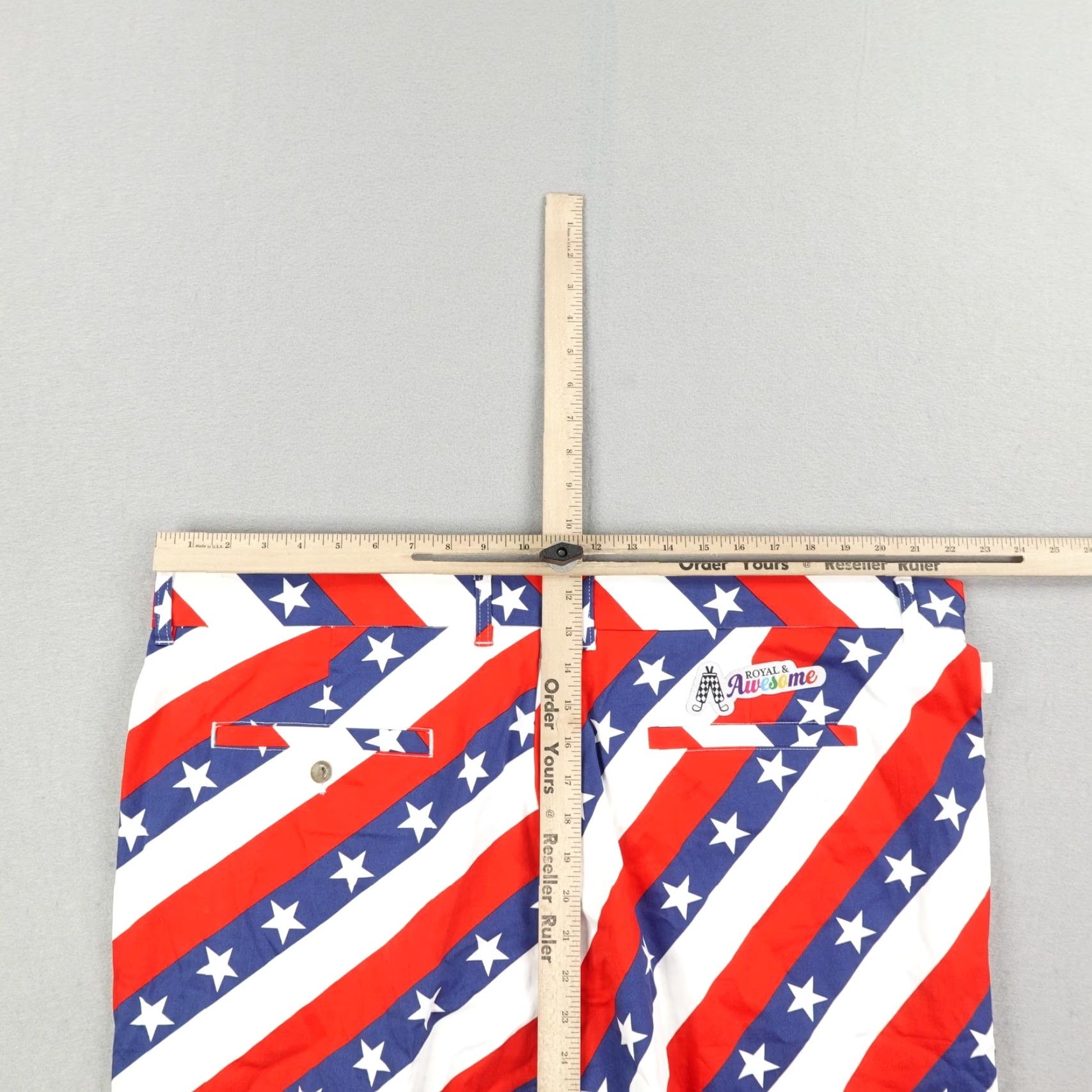 Vintage Royal & Awesome Shorts Mens 44 Golf USA Flag Stars Stripes Patriotic Chino NEW Size US 44 / EU 60 - 7 Thumbnail