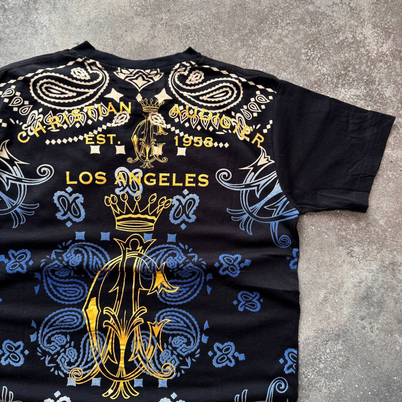 Christian Audigier Christian Audigier (Ed Hardy) Rhinestones Y2K T-Shirt Size US L / EU 52-54 / 3 - 9 Thumbnail