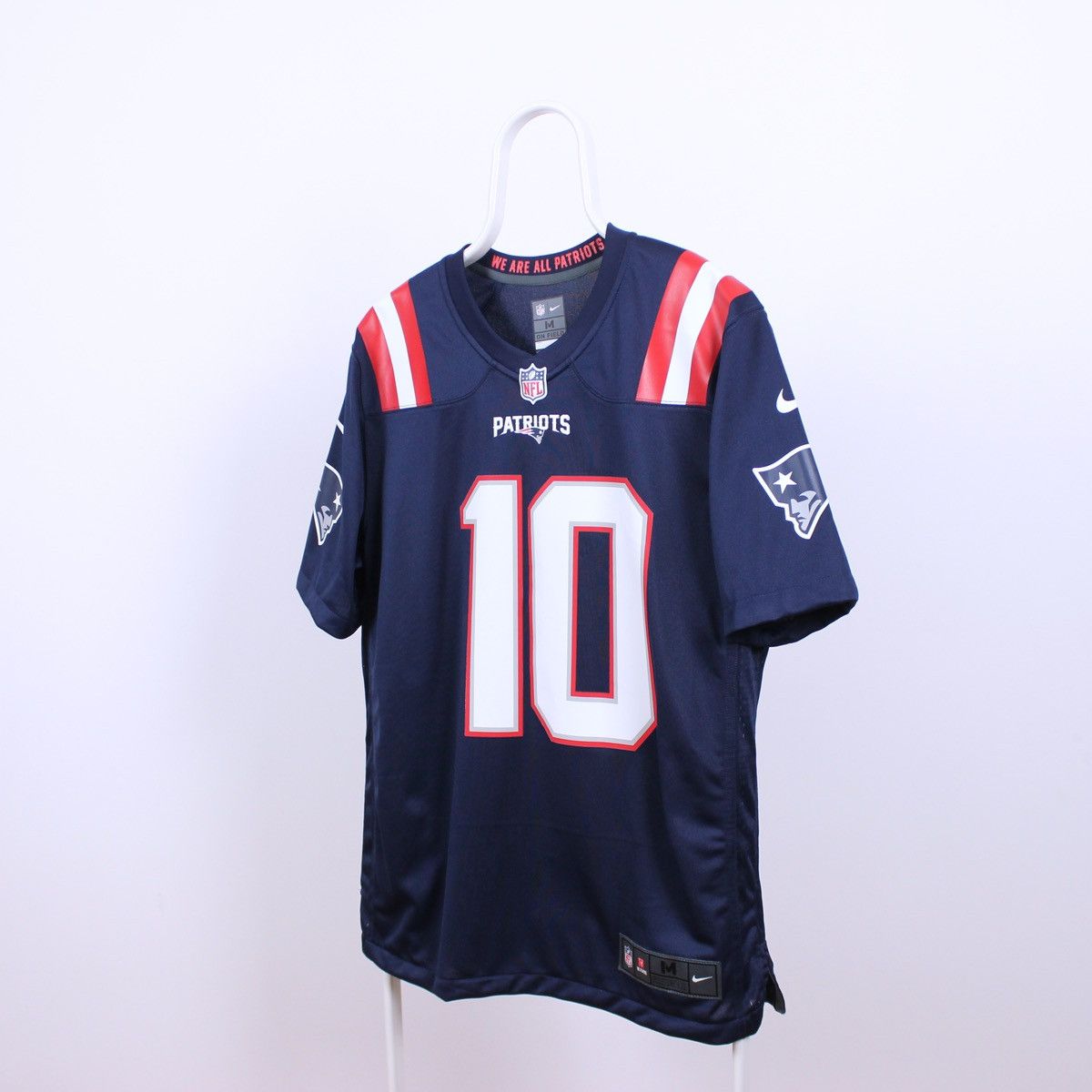 NFL Nike Mac Jones 10 Jersey Patriots Size US M / EU 48-50 / 2 - 2 Thumbnail