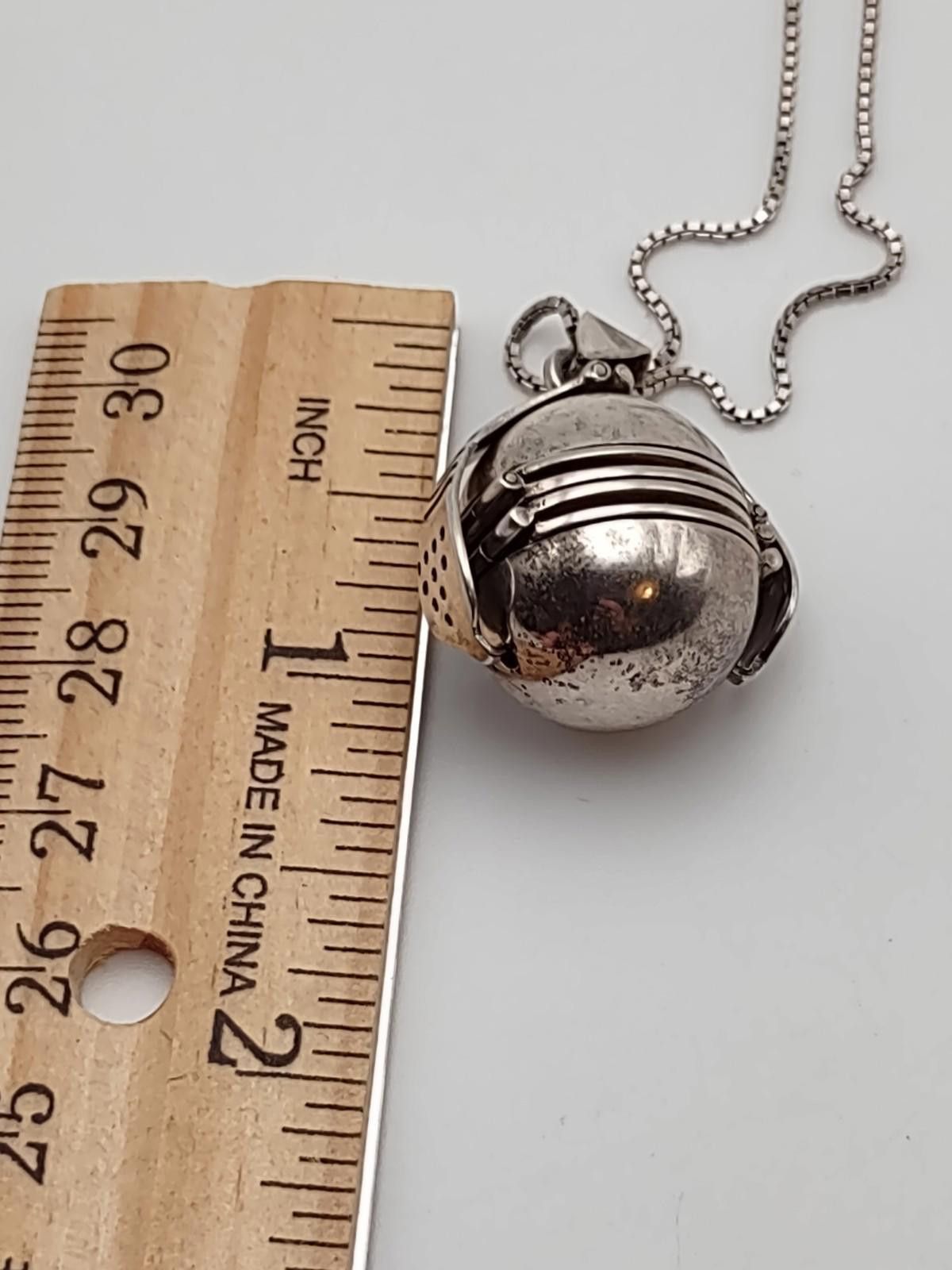 The Unbranded Brand Sterling Silver Locket Necklace 925 Opens 30” Chain Size ONE SIZE - 6 Thumbnail