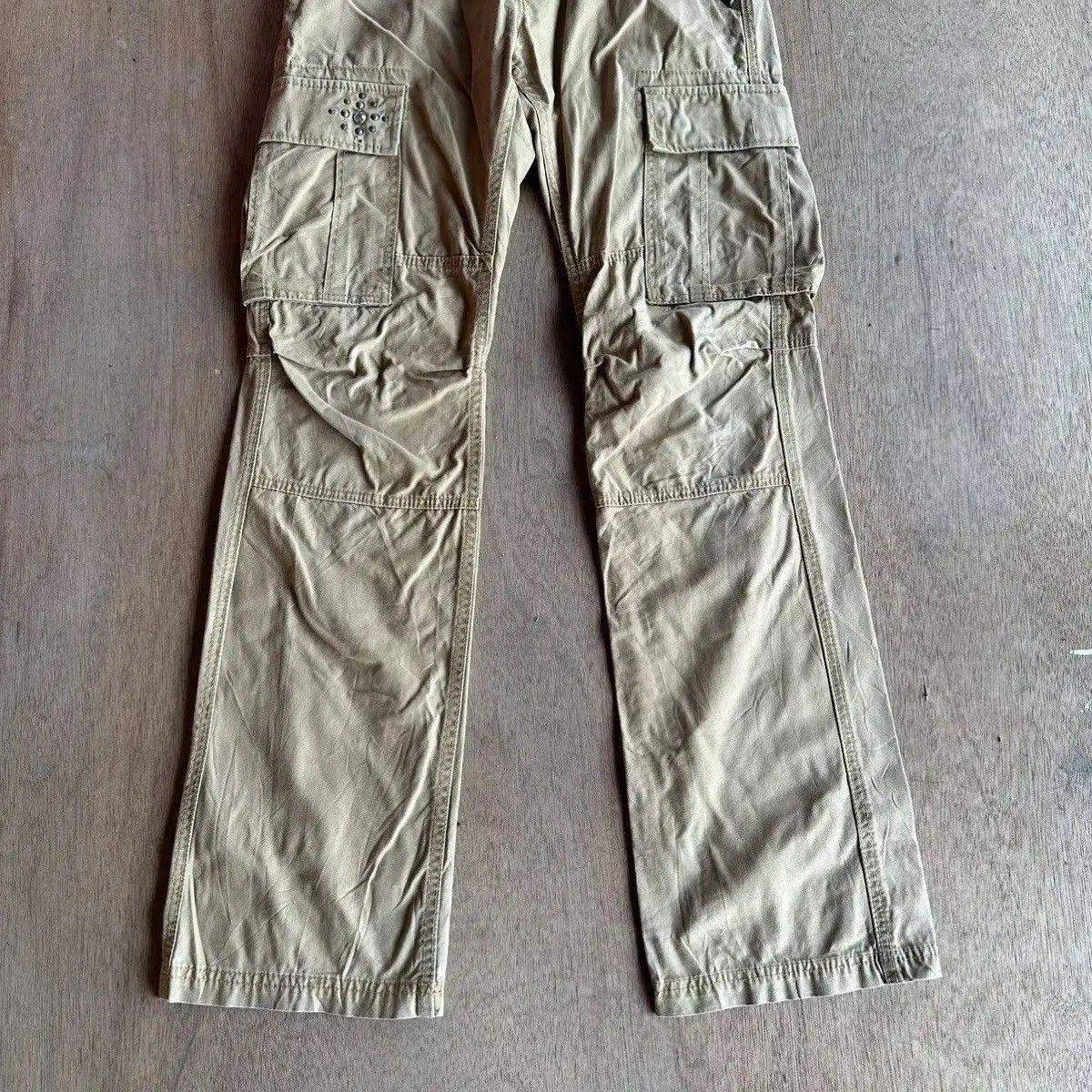 Infinite Archives W32 L33 🔥 FLARE/BOOTCUT NEUTRALINFINITY SPIKY STUDDED CARGO Size US 32 / EU 48 - 6 Thumbnail