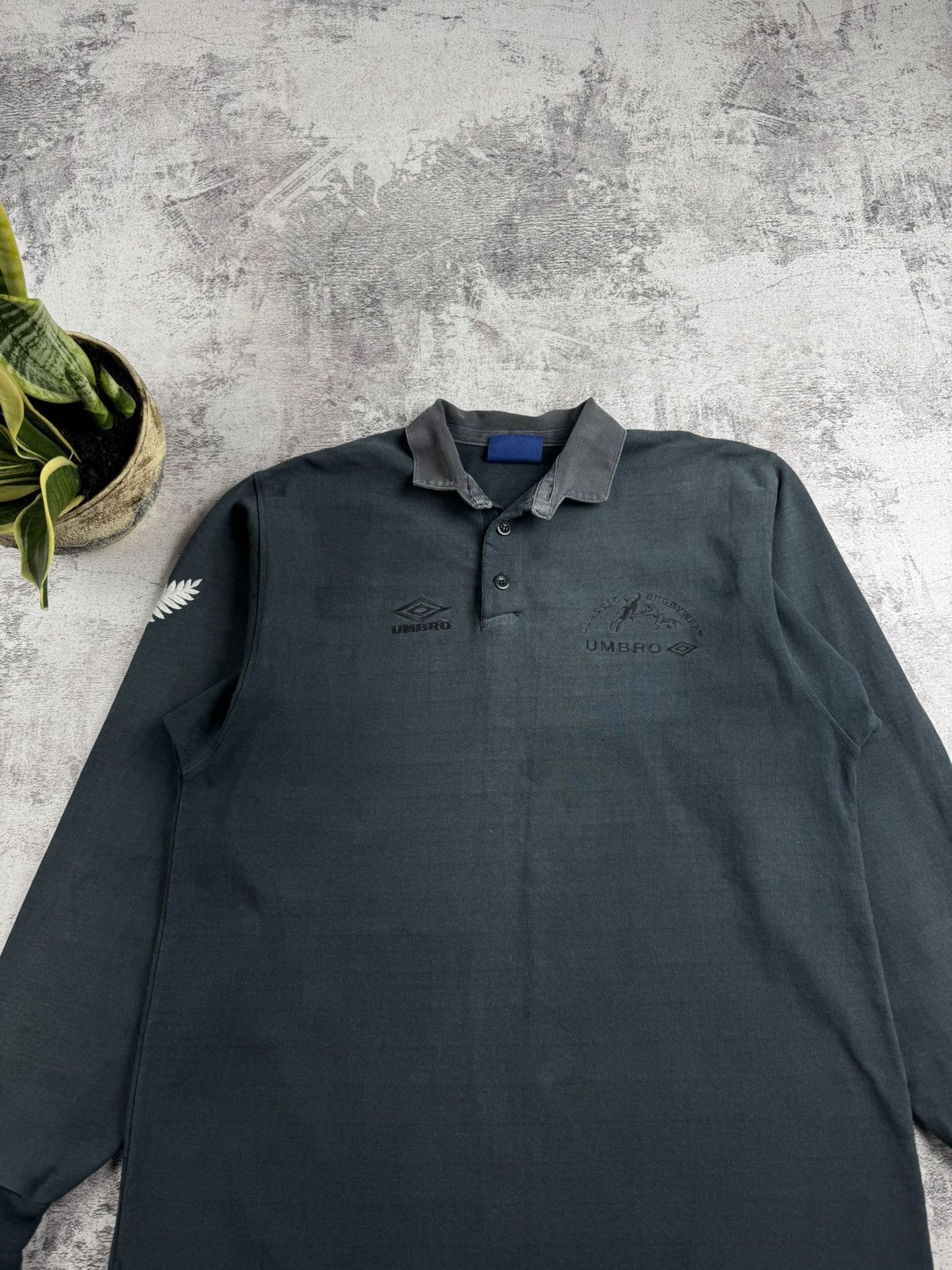 Umbro UMBRO NEW ZEALAND Rugby Thrashed Sportswear Large Gray Sweatshirt Pullover Size US L / EU 52-54 / 3 - 4 Thumbnail