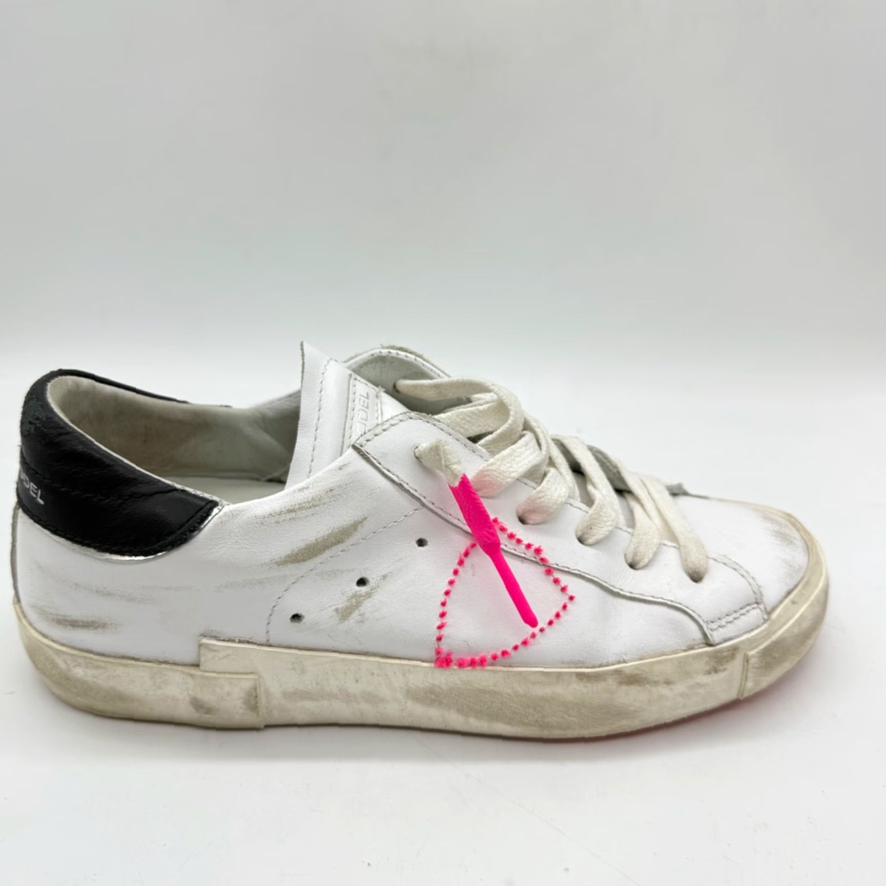 Philippe Model Philippe Model Womens Leather Sneakers Size 36 6 White Pink Distressed Italy Sneaker Leather White Pink Women US 6 EU 36 Size US 6 / IT 36 - 5 Thumbnail