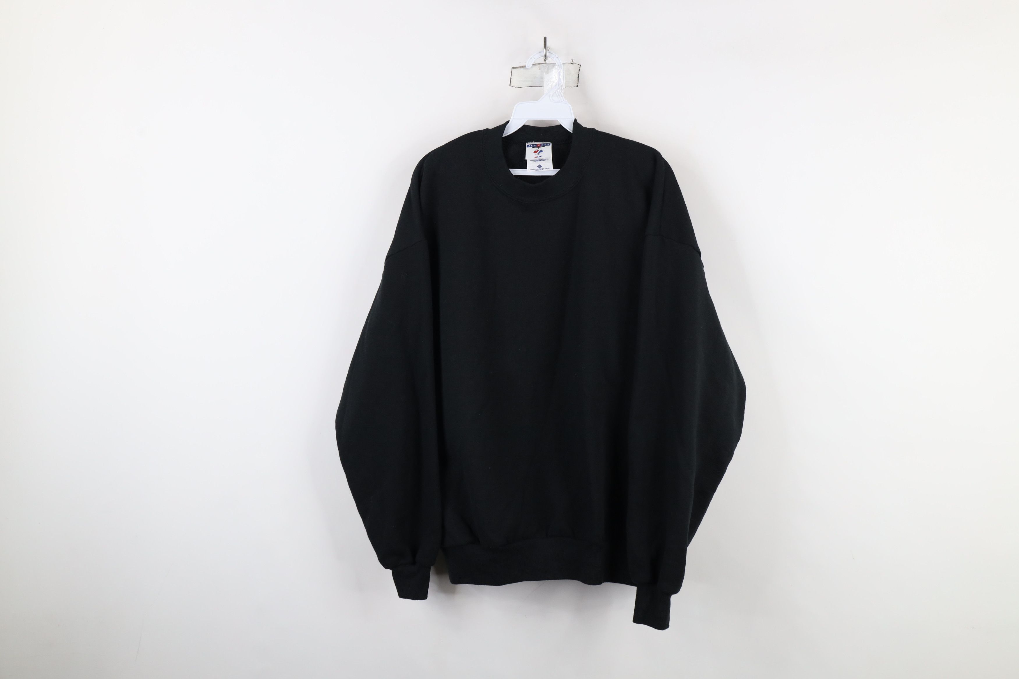 Vintage Vintage 90s Streetwear Heavyweight Crewneck Sweatshirt USA Size US XL / EU 56 / 4 - 1 Thumbnail