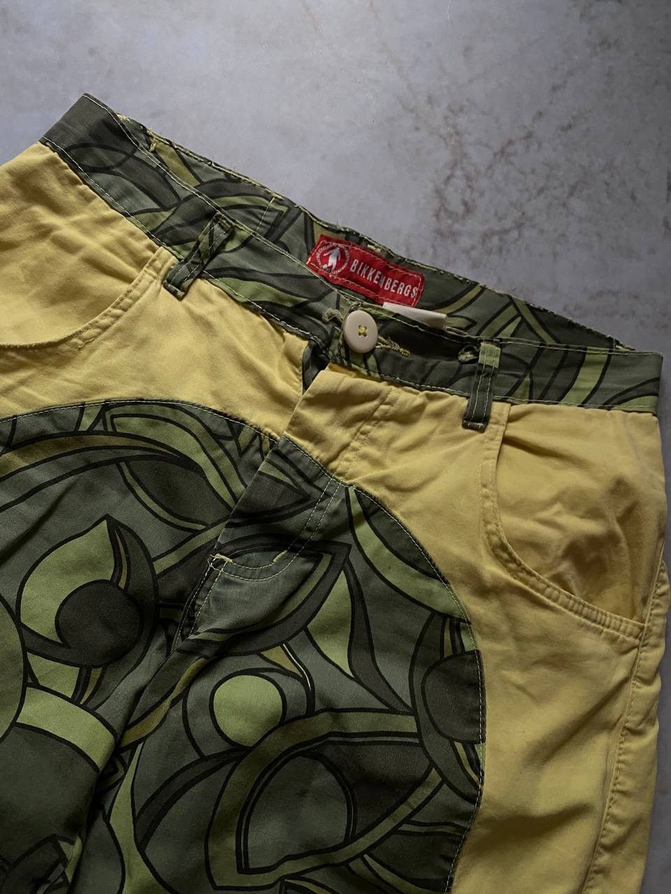 Dirk Bikkembergs × Vintage Vintage Dirk Bikkembergs Cargo Shorts Rare Size US 36 / EU 52 - 7 Thumbnail