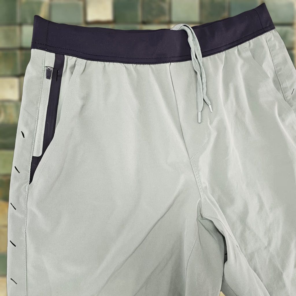 Ten Thousand Ten Thousand Interval Short Mens M Green 9in Athletic Training Gym Running Size US 31 - 1 Thumbnail