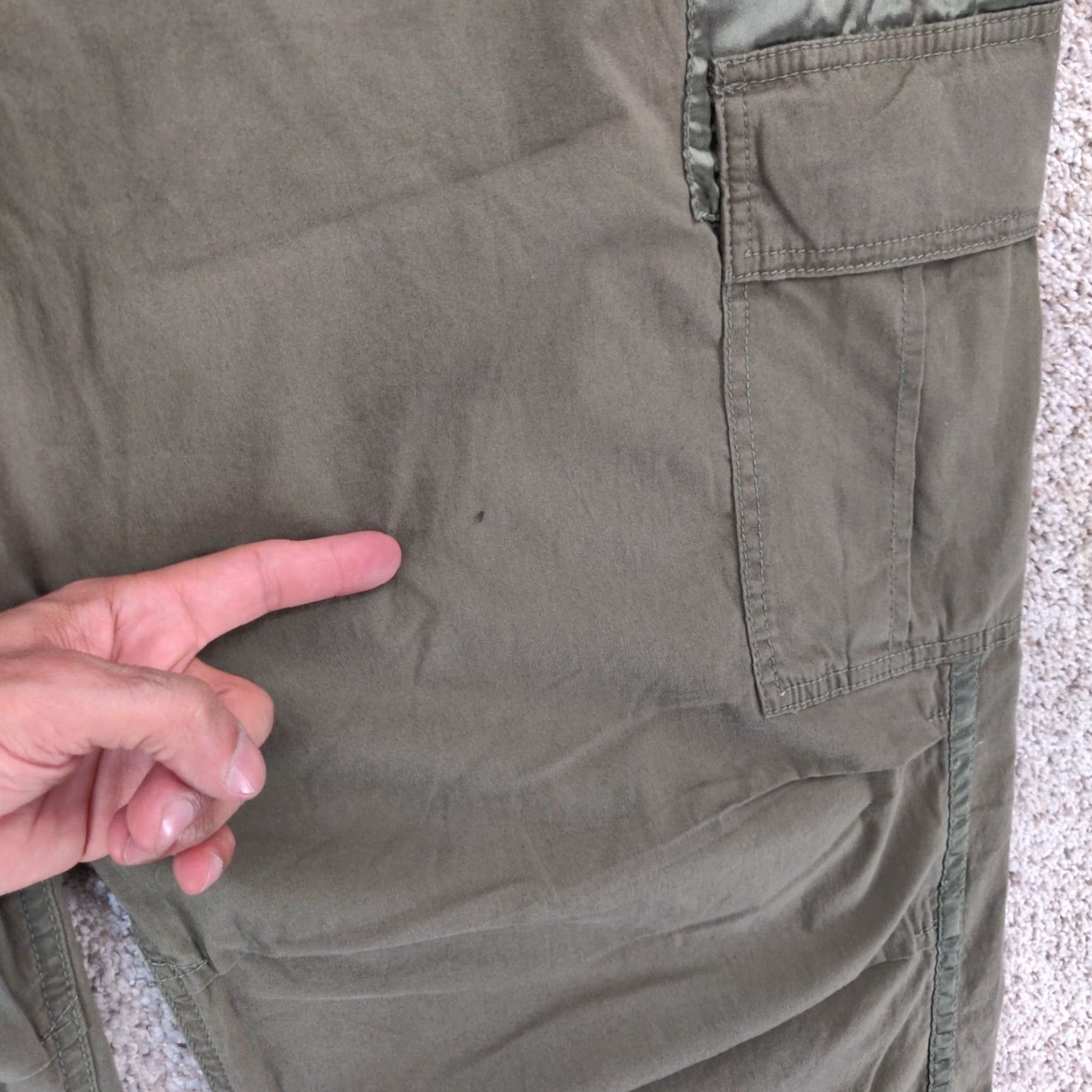 Abercrombie & Fitch VINTAGE Abercrombie & Fitch Cargo Pants Women Regular 37 Olive Green Relaxed Tapered 31in Inseam 40in Waist Styled Y2K Streetwear Mens? Womens Size 25" / US 0 / IT 36 - 3 Thumbnail
