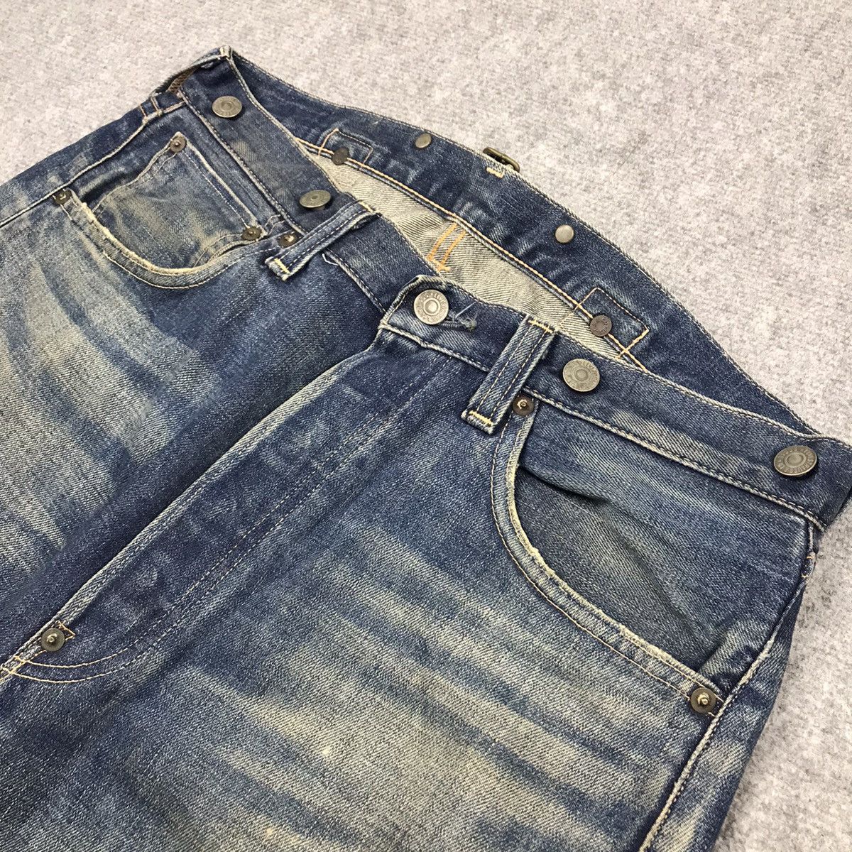 Japanese Brand × Levi's Vintage Clothing VINTAGE LEVIS 33501 DISTRESSED SELVADGE DENIM PANTS 144 Size US 32 / EU 48 - 4 Thumbnail