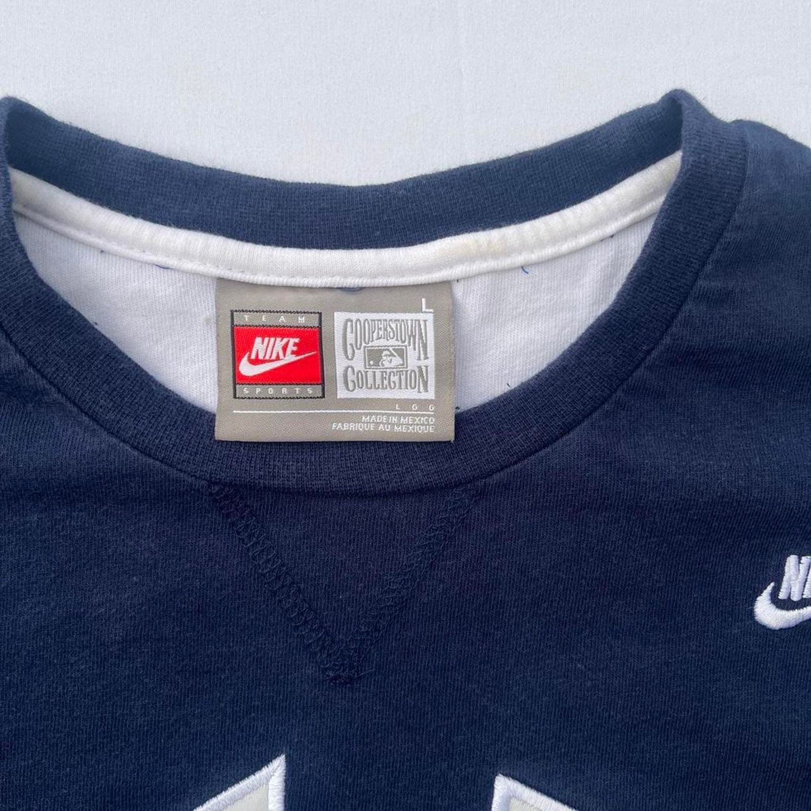 Nike Y2K Nike MLB New York Yankees Center Embroidered Swoosh Size US L / EU 52-54 / 3 - 3 Thumbnail