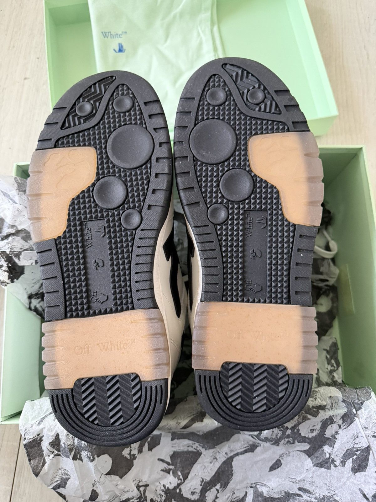 Off-White Off White Out Off Office Whute Black Size US 7 / EU 40 - 7 Thumbnail