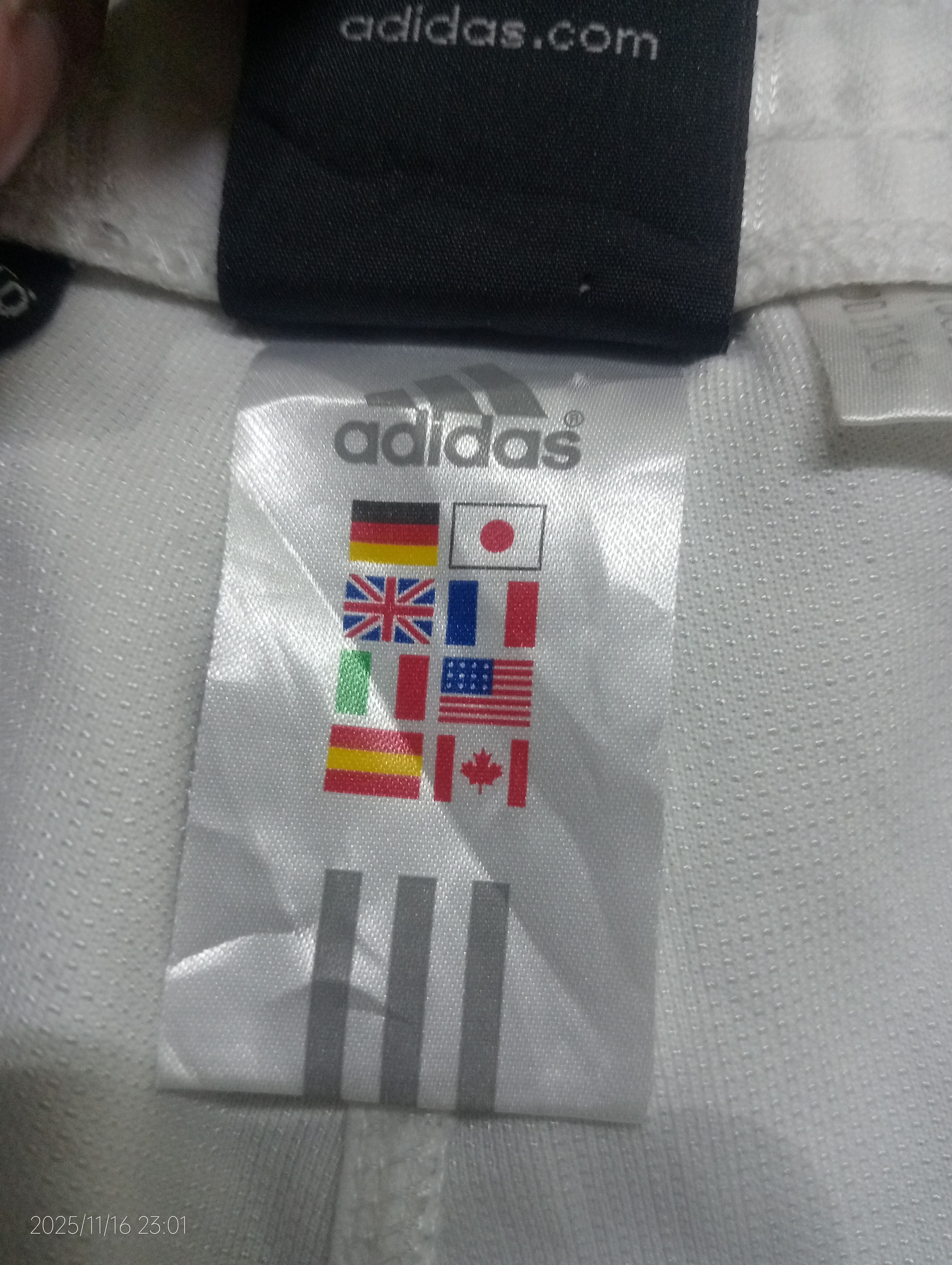 Adidas Vintage Adidas Shorts France Colourway Size US 34 / EU 50 - 11 Thumbnail