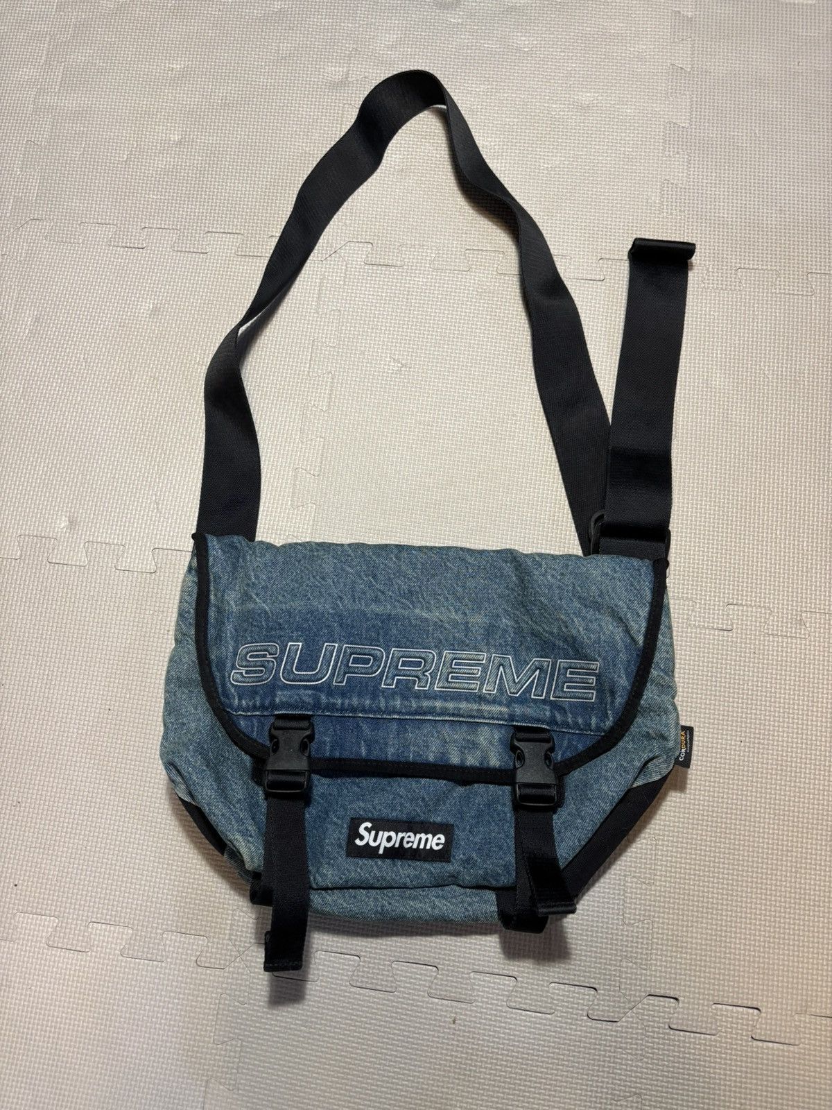 Supreme Supreme denim messenger bag Size ONE SIZE - 1 Thumbnail