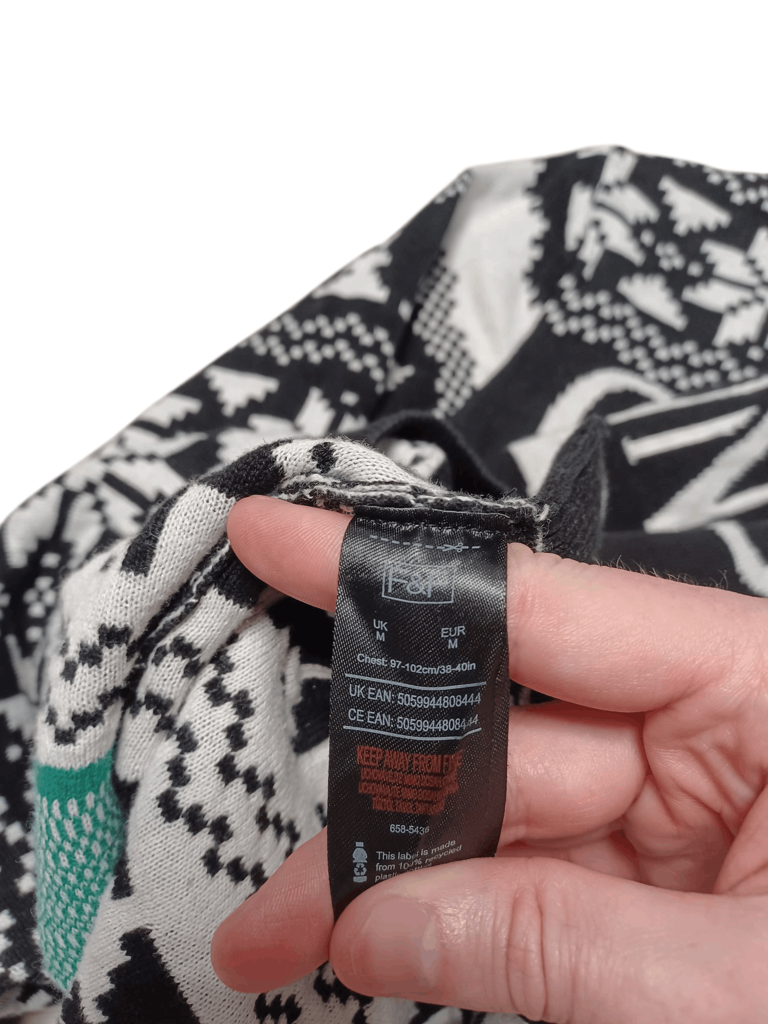 Other GUINNESS MONOGRAM PRINT ALL OVER ME CHRISTMAS SWEATER Size US M / EU 48-50 / 2 - 5 Thumbnail