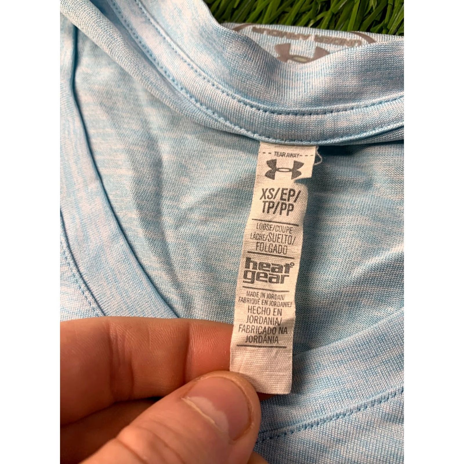 Under Armour UNDER ARMOUR SHIRT Women Compression Training Jersey XS Blue 2016 Velar 100% Polyester Short Sleeve V-Neck T-Shirt Size XS / US 0-2 / IT 36-38 - 5 Thumbnail