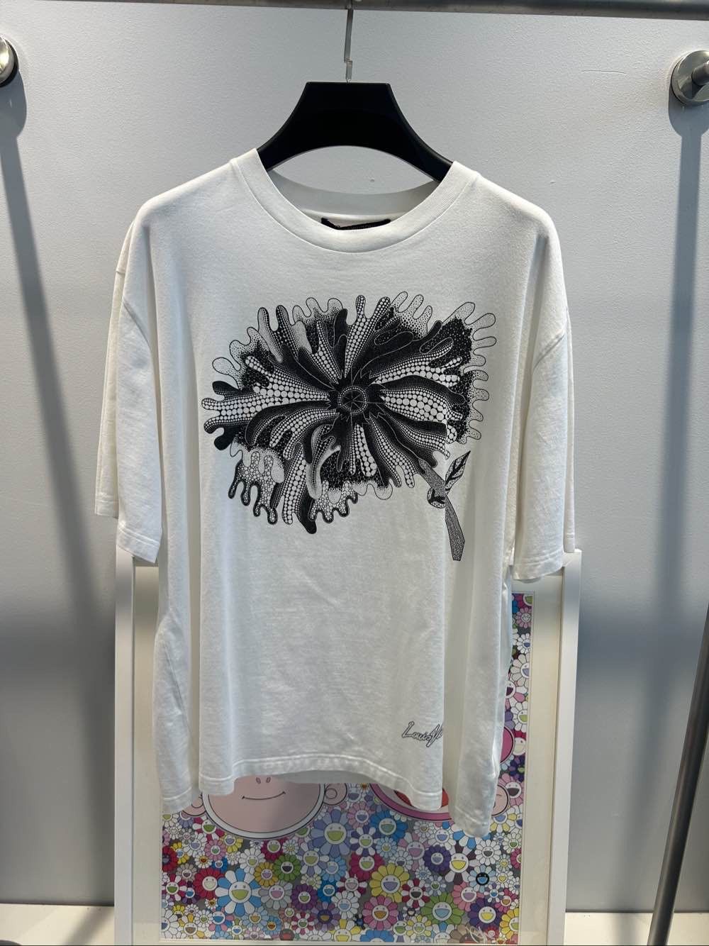 Louis Vuitton Louis Vuitton x Yayoi Kusama Graphic T-Shirt XL Size US XL / EU 56 / 4 - 1 Thumbnail