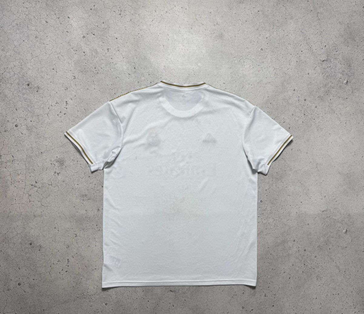 Adidas Adidas FC Real Madrid 2019/2020 Vintage Soccer Jersey Size US XL / EU 56 / 4 - 2 Thumbnail