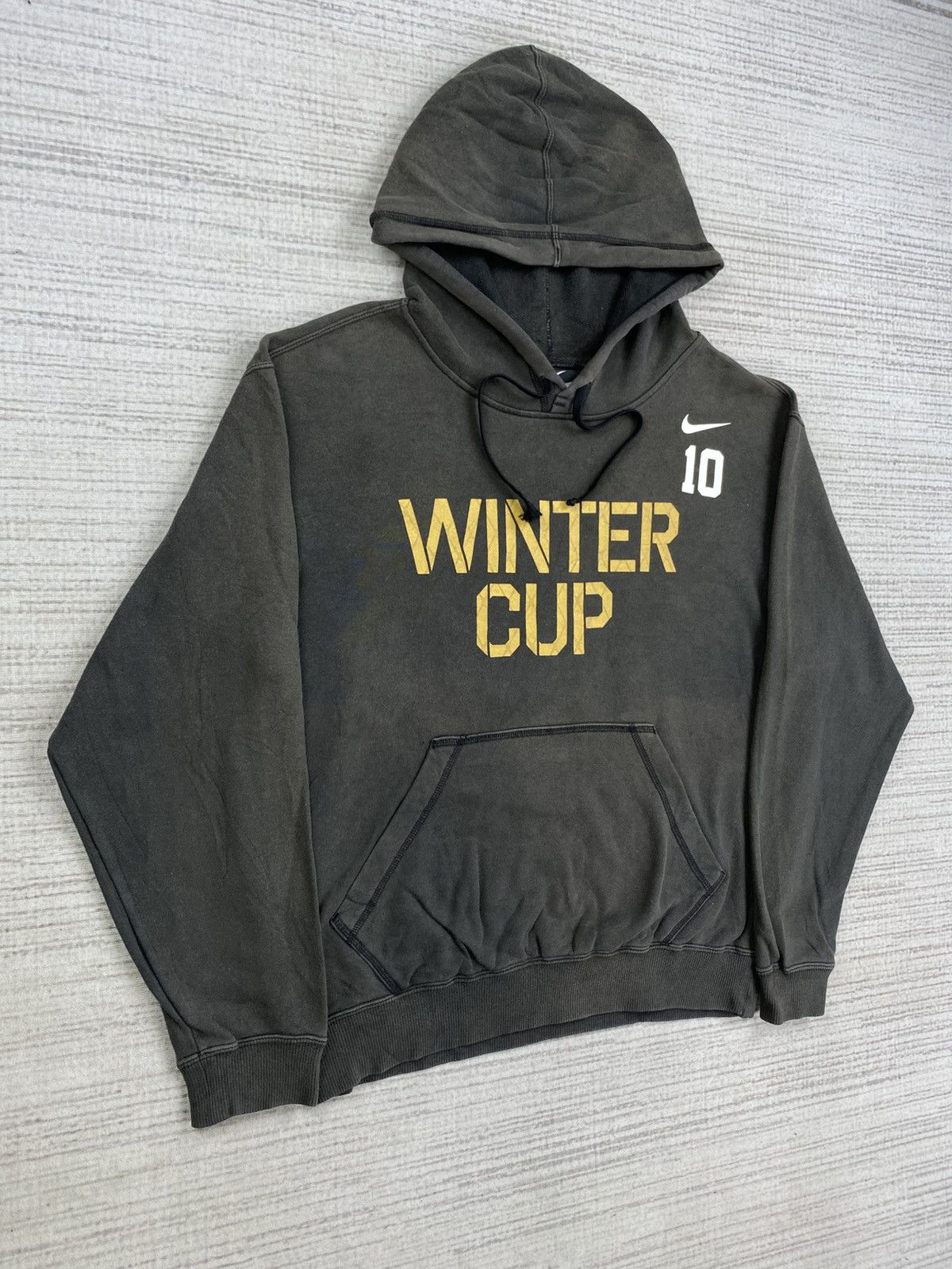 Japanese Brand × Nike Vintage Nike Winter Cup 10 Sweatshirt Hoodie Size US L / EU 52-54 / 3 - 4 Thumbnail