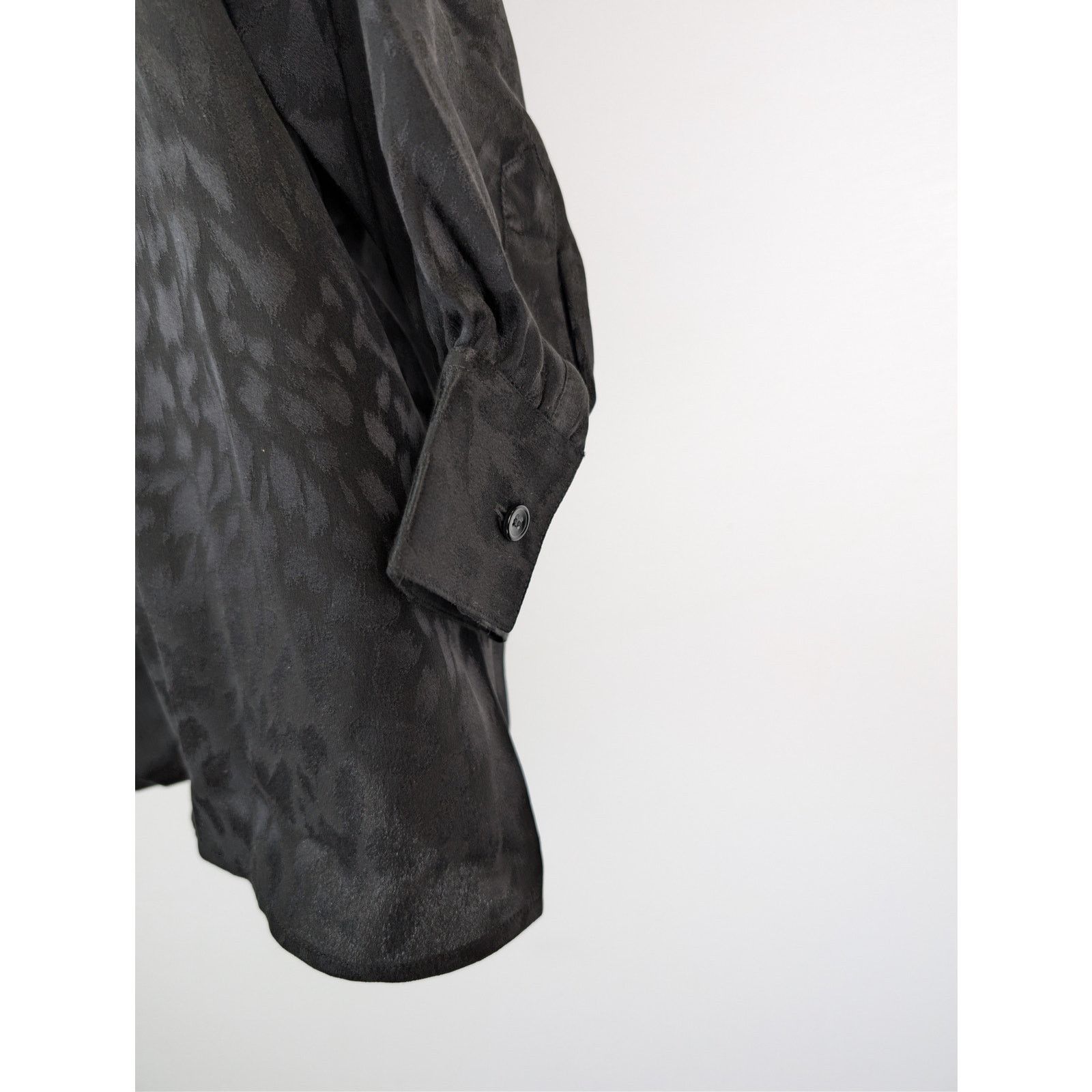 Saint Laurent Paris o1rshd1 Chemise Blouse Boxy Leopard Eclatant Shirt in Black Size US XS / EU 42 / 0 - 6 Thumbnail
