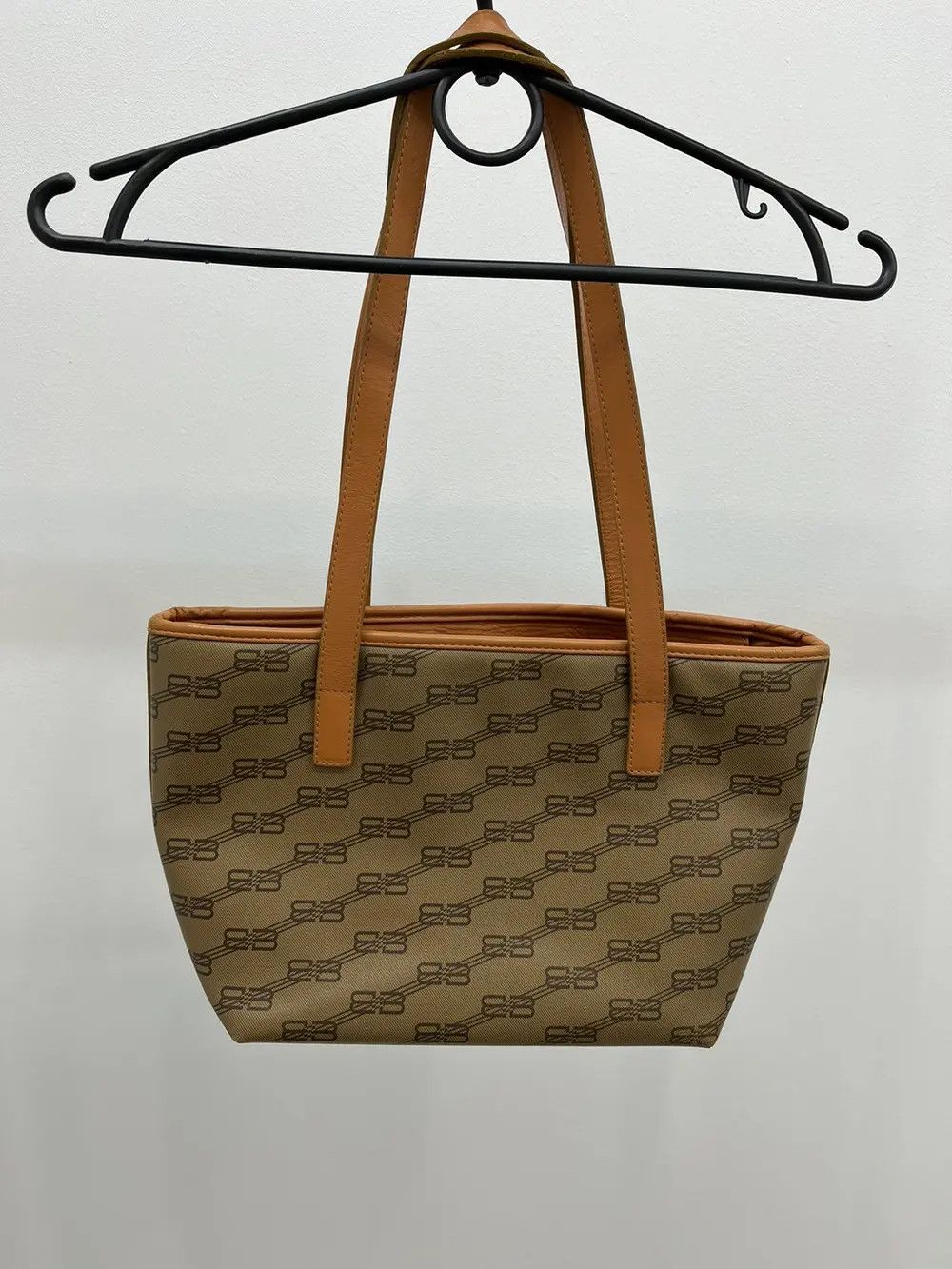 Balenciaga Vintage Balenciaga Monogram Leather Bag Size ONE SIZE - 1 Thumbnail