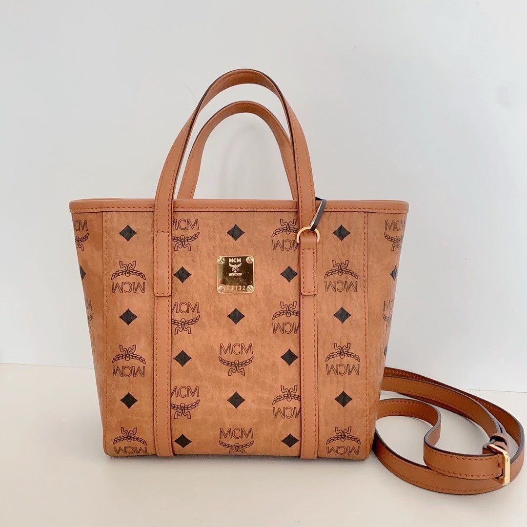 MCM Pre-loved Bag Very good condition Size ONE SIZE - 1 Thumbnail