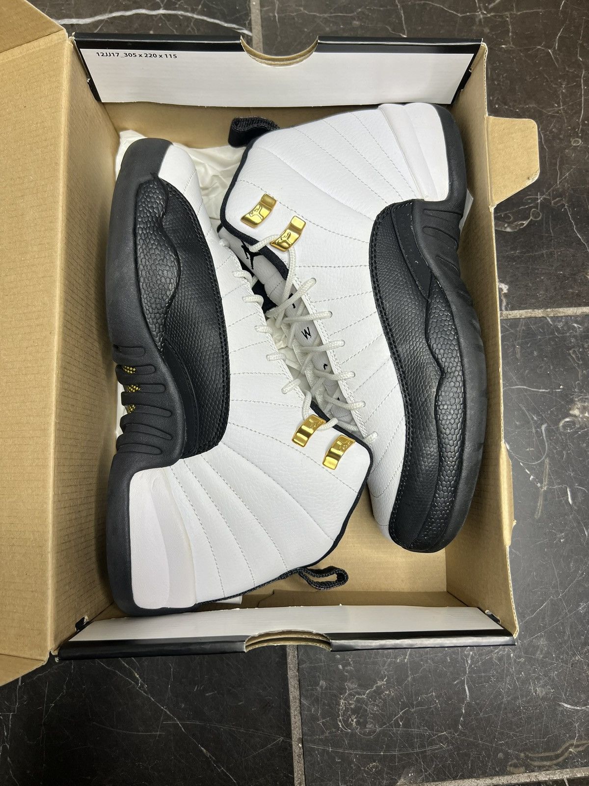 Jordan Brand Jordan Taxi 12s (2013)! GS 7Y! Worn once! Size US 7 / EU 40 - 9 Thumbnail