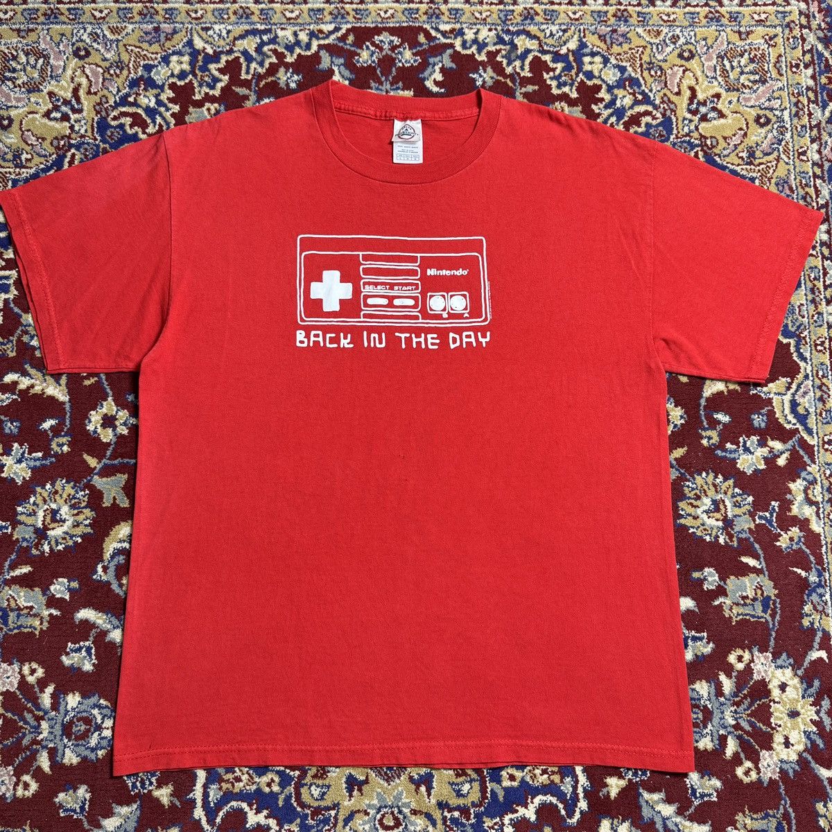 Nintendo Vintage 2000s Nintendo NES video game promo t-shirt Y2K Size US L / EU 52-54 / 3 - 4 Thumbnail