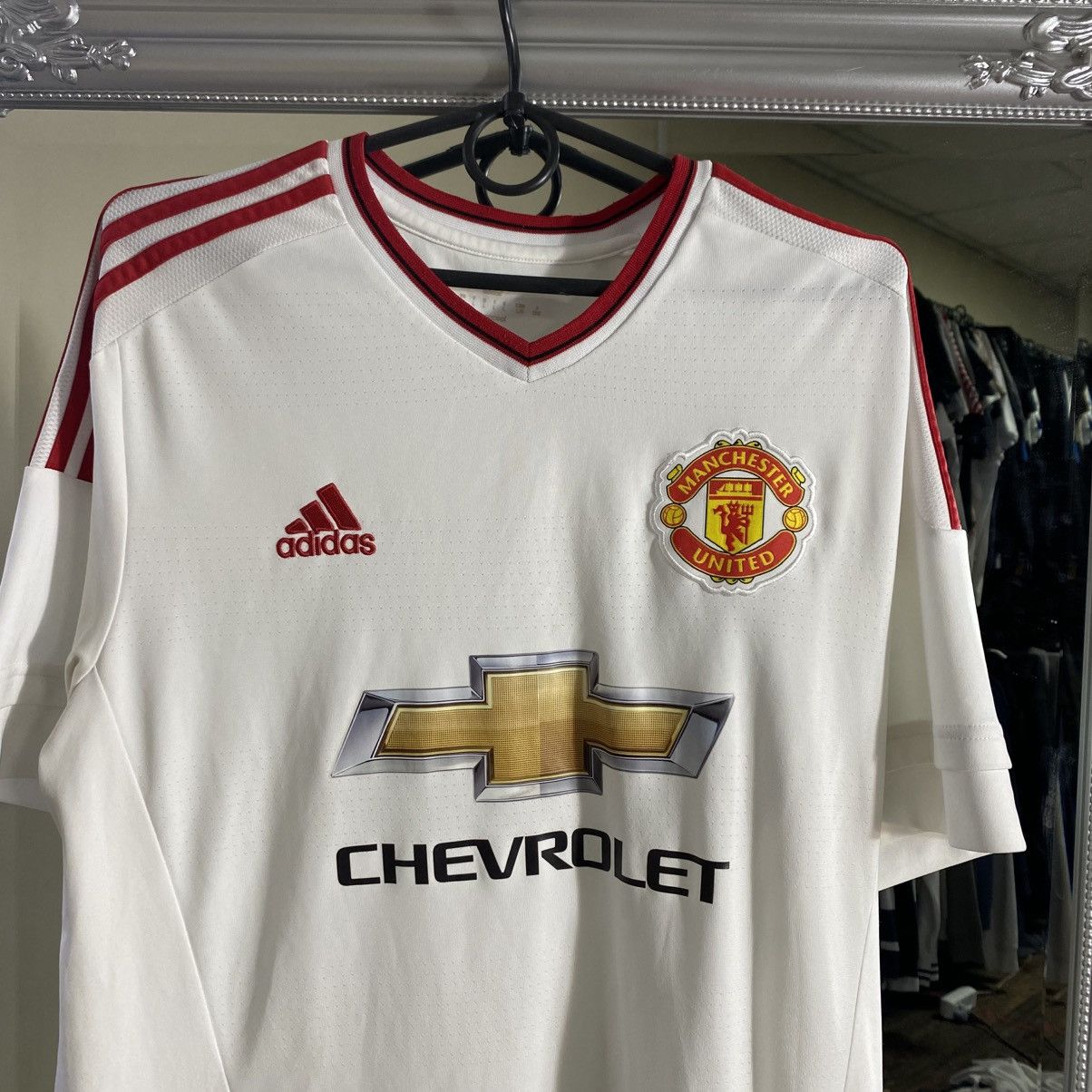 Adidas Adidas Manchester United Jersey Away Kit Size US L / EU 52-54 / 3 - 2 Thumbnail