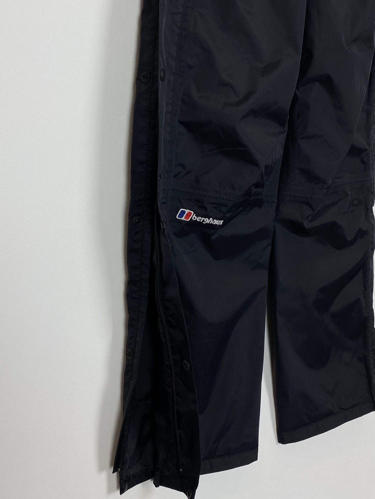 Other Berghaus AQ2 Waterproof Trousers Women’s Size UK10 Leg 31” Size 28" / US 6 / IT 42 - 9 Thumbnail