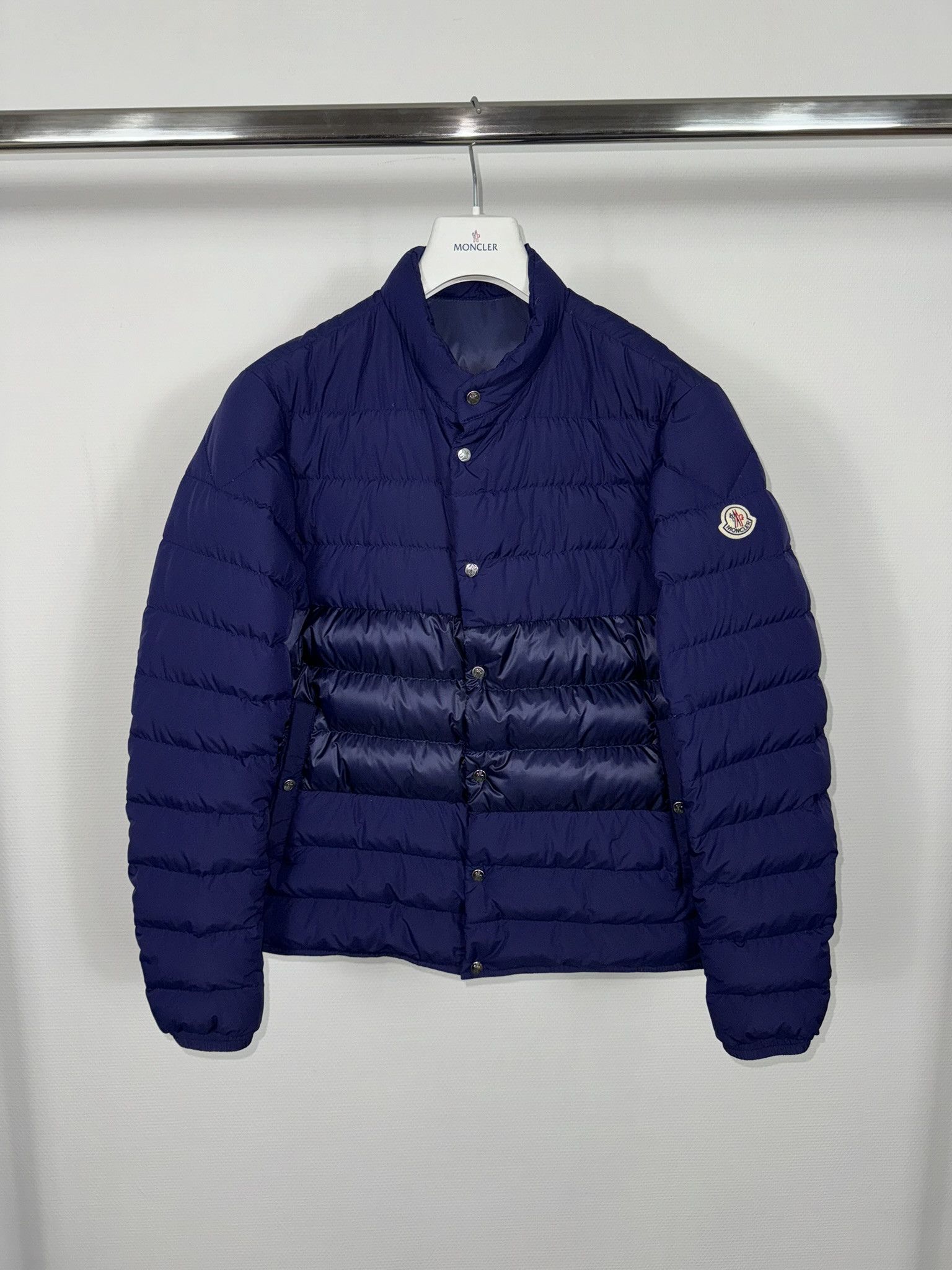 Moncler Moncler jacket Pilat size 3 navy blue Size US L / EU 52-54 / 3 - 1 Thumbnail