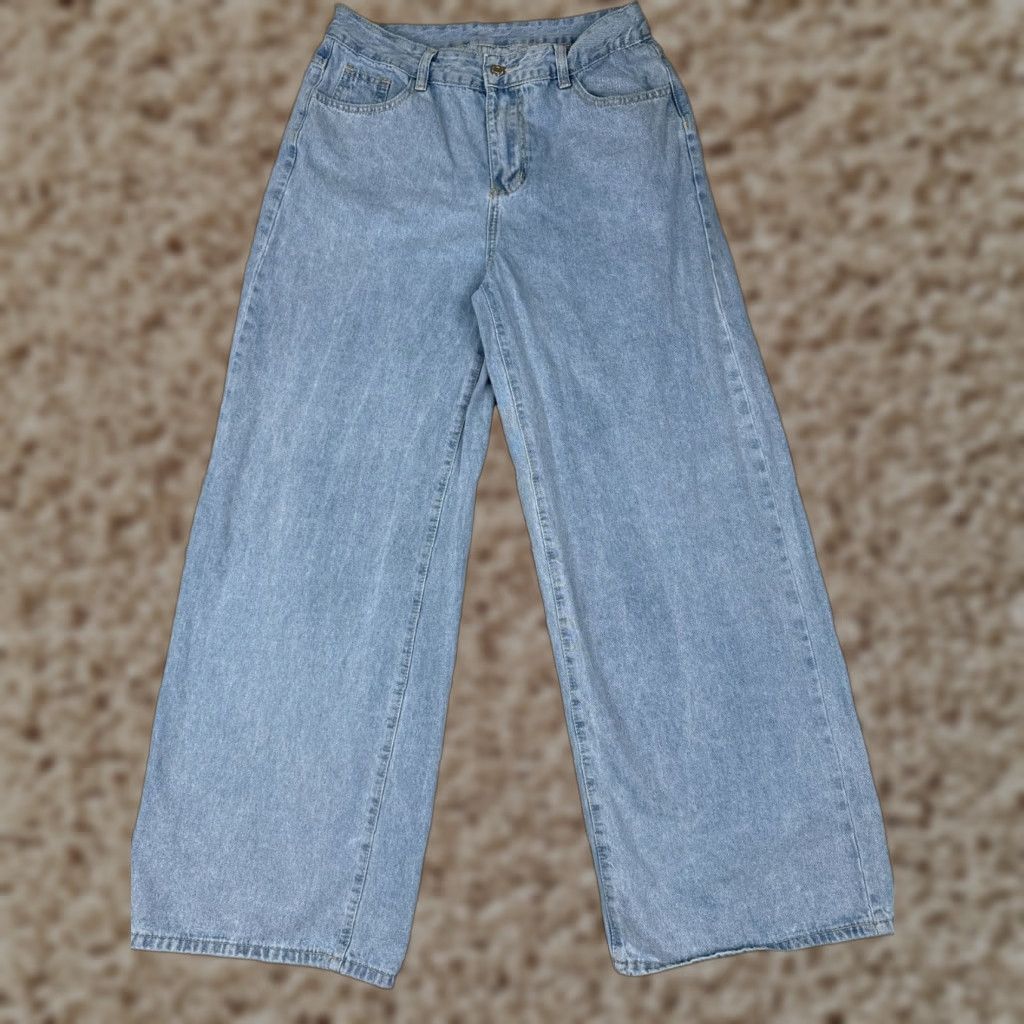 Shein SheIn Jeans Womens 8 Blue Denim Wide-Leg High Rise Cotton Blend Light Wash 28x30 Jeans Womens 8 Blue Denim Light Wash 90s Retro Wide-Leg Mens? Size 30" / US 8 / IT 44 - 1 Thumbnail