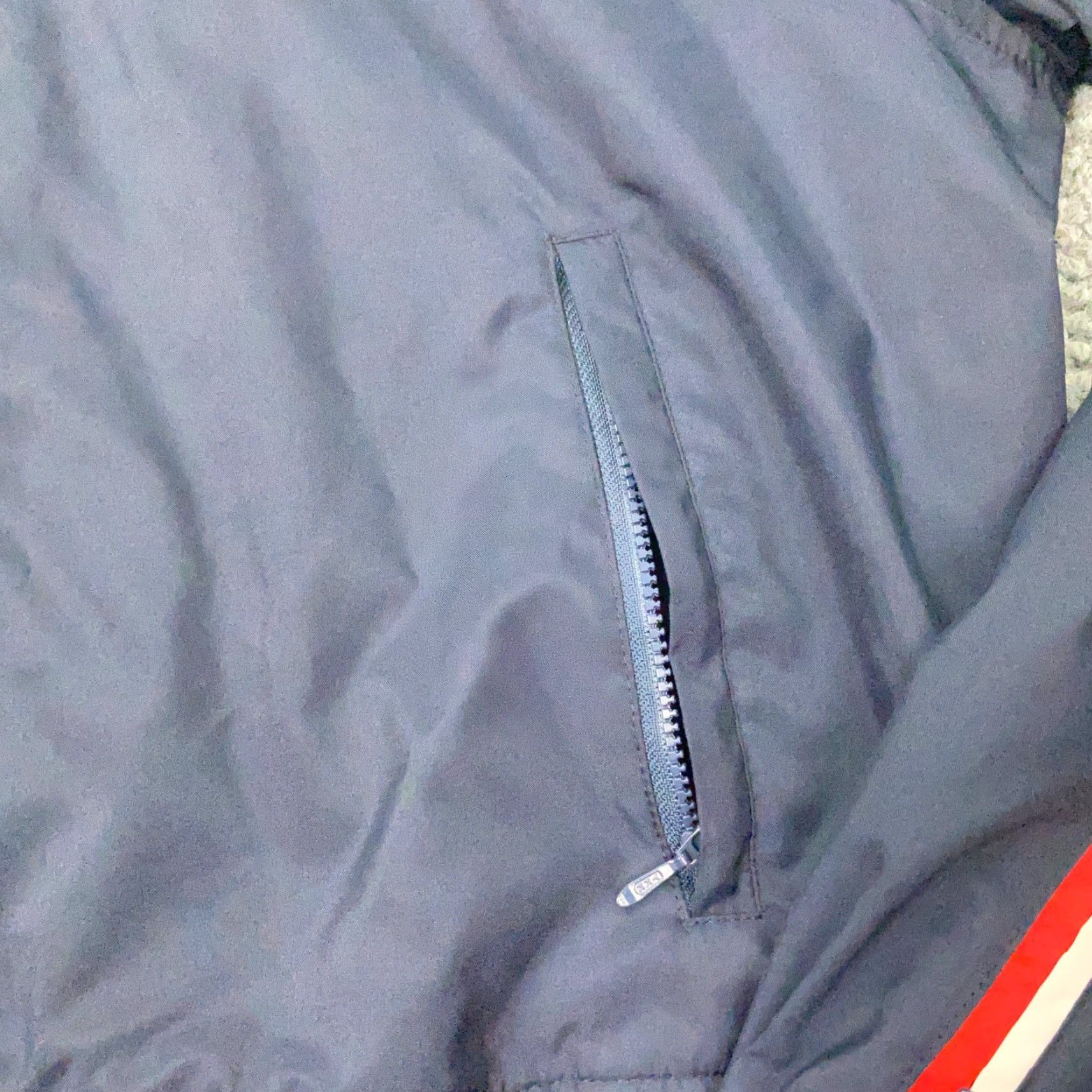 Tommy Hilfiger VINTAGE Tommy Hilfiger Mens Jacket XL Blue Windbreaker Full Zip Size US XL / EU 56 / 4 - 3 Thumbnail