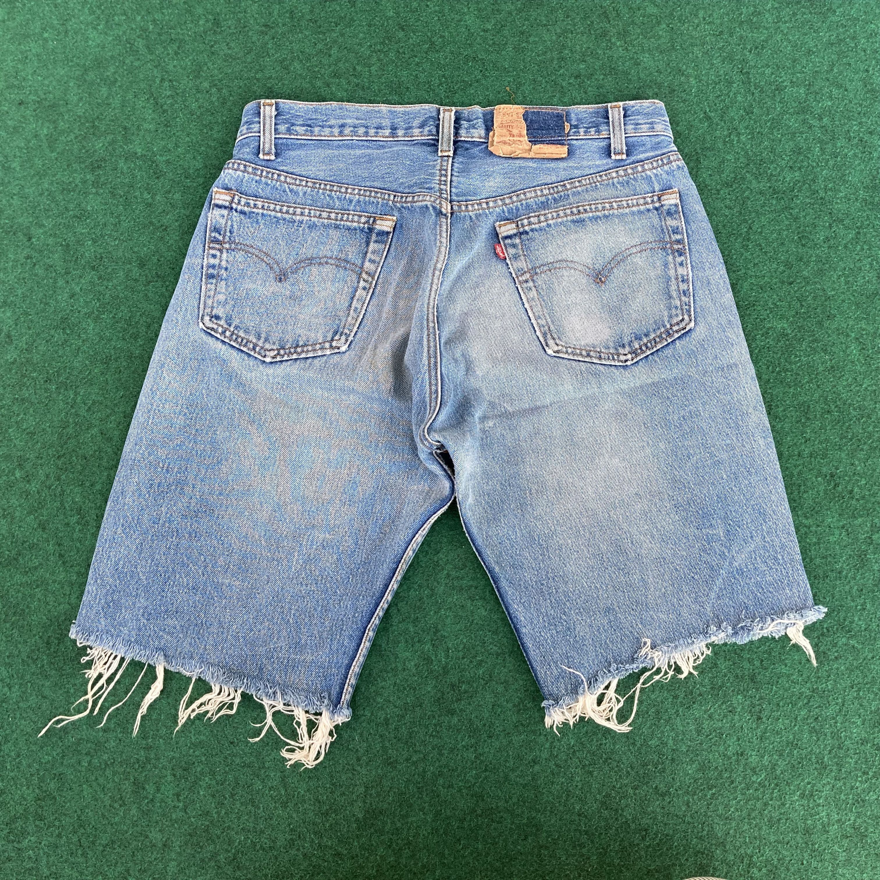Levi's × Vintage Vtg Levis 501 Short Distressed Faded Ripped Grunge Jeans Size US 31 - 9 Thumbnail