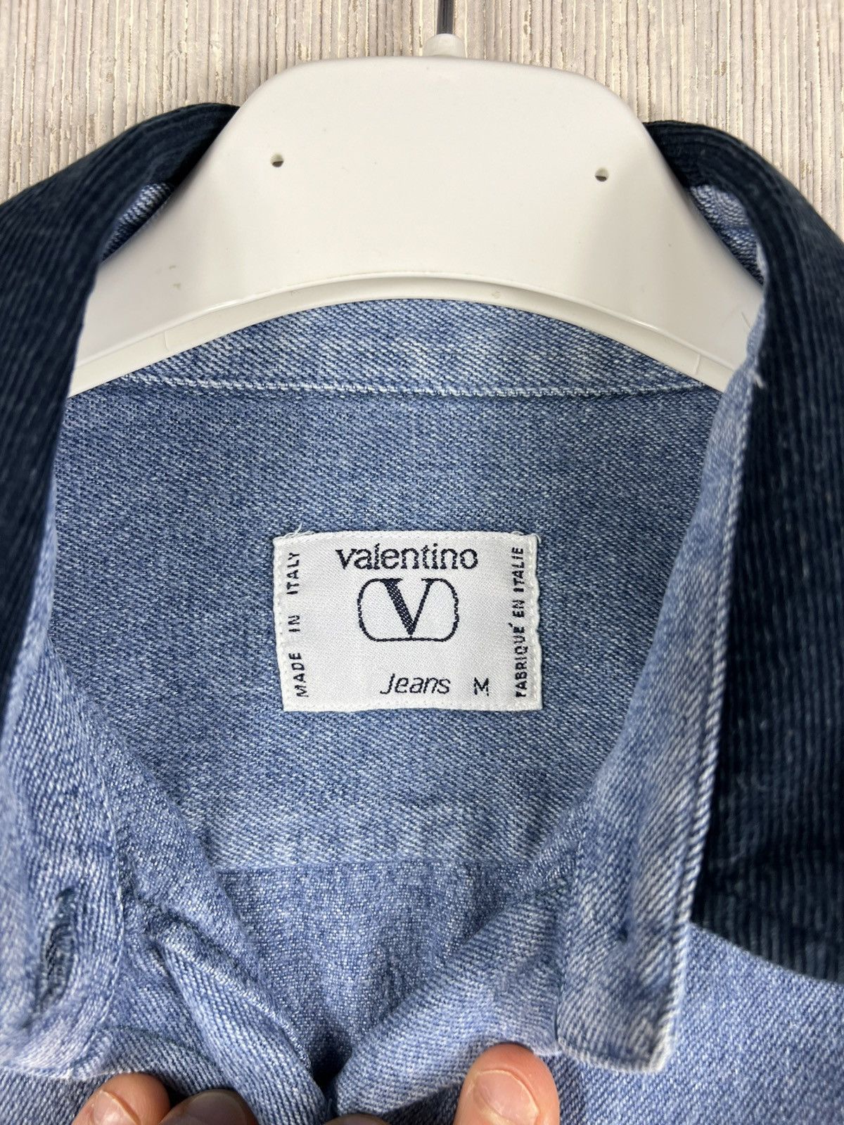 Valentino Vintage 90s Valentino Garavani classic pocket flannel shirt Size M / US 6-8 / IT 42-44 - 16 Thumbnail