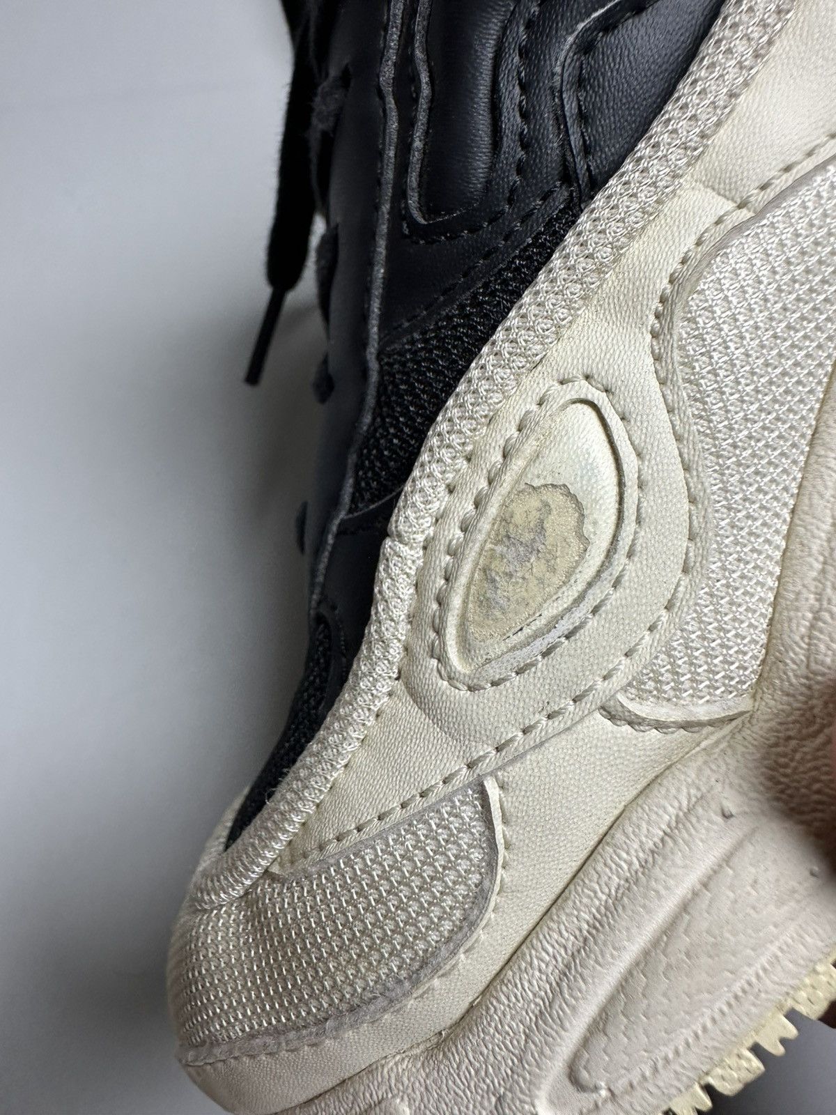 Adidas × Raf Simons ADIDAS — RAF SIMONS OZWEEGO BLACK/WHITE Size US 7 / IT 37 - 7 Thumbnail