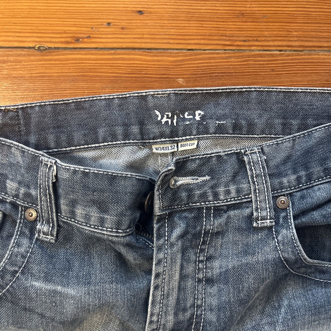 Flypaper Jeans Flypaper jeans denim, bootcut style Size US 34 / EU 50 - 4 Thumbnail