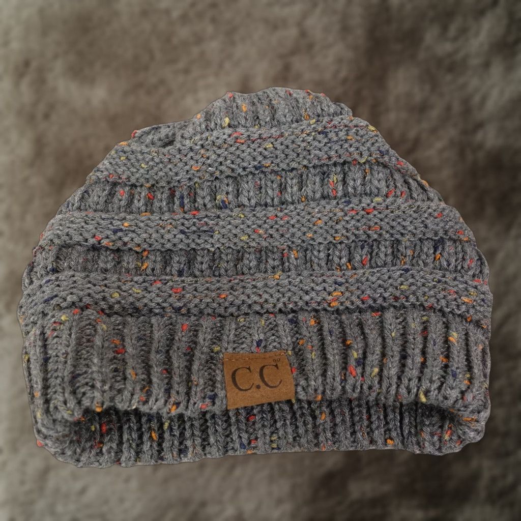 Vintage C.C. EXCLUSIVE Adjustable Gray Beanie Hat Women Casual 100% Acrylic Winter Size ONE SIZE - 1 Thumbnail
