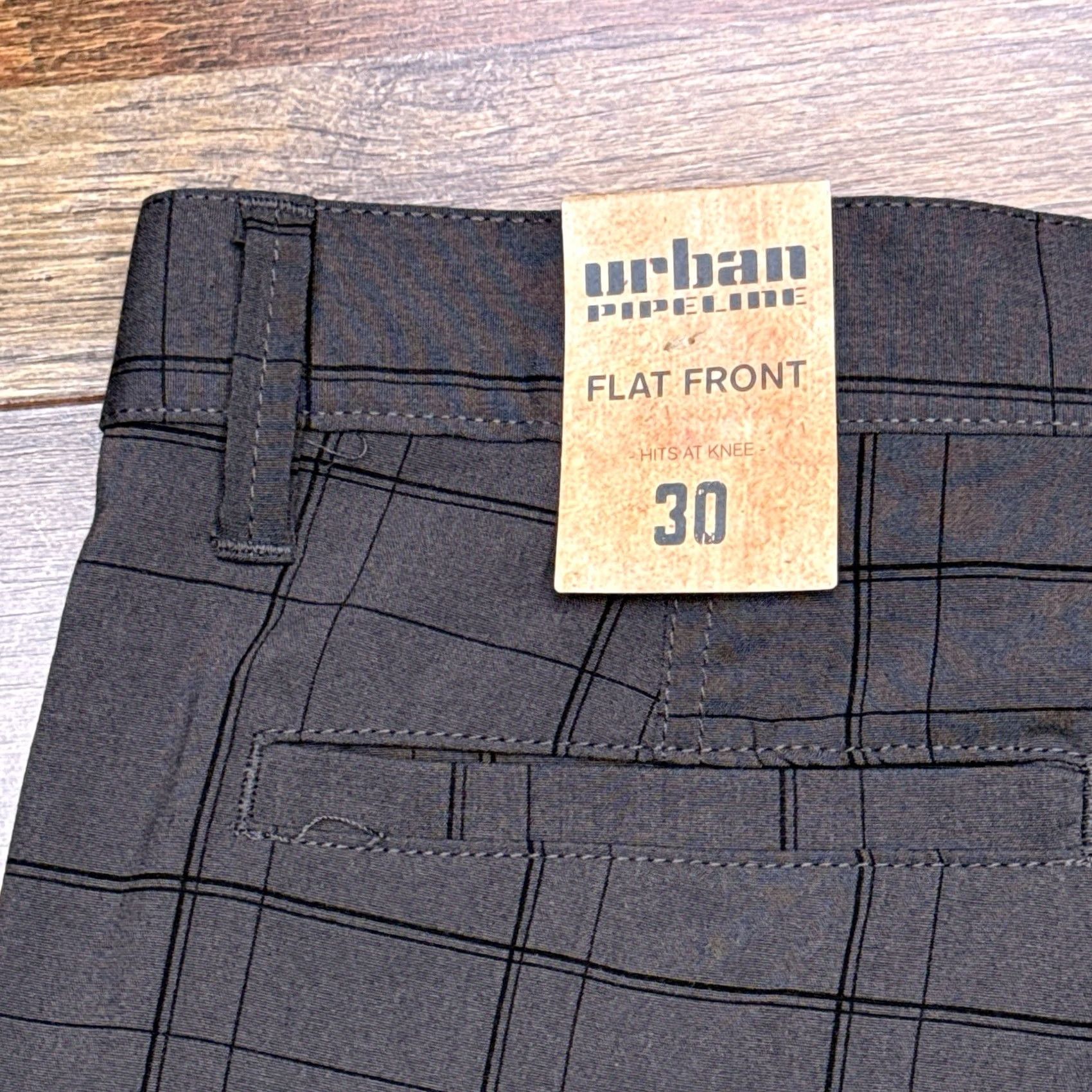 Vintage Urban Pipeline Shorts Mens 30 Pepper Plaid Hits At Knee Bermuda Casual Gray Plaid 30 Mens NWT Size US 30 / EU 46 - 6 Thumbnail