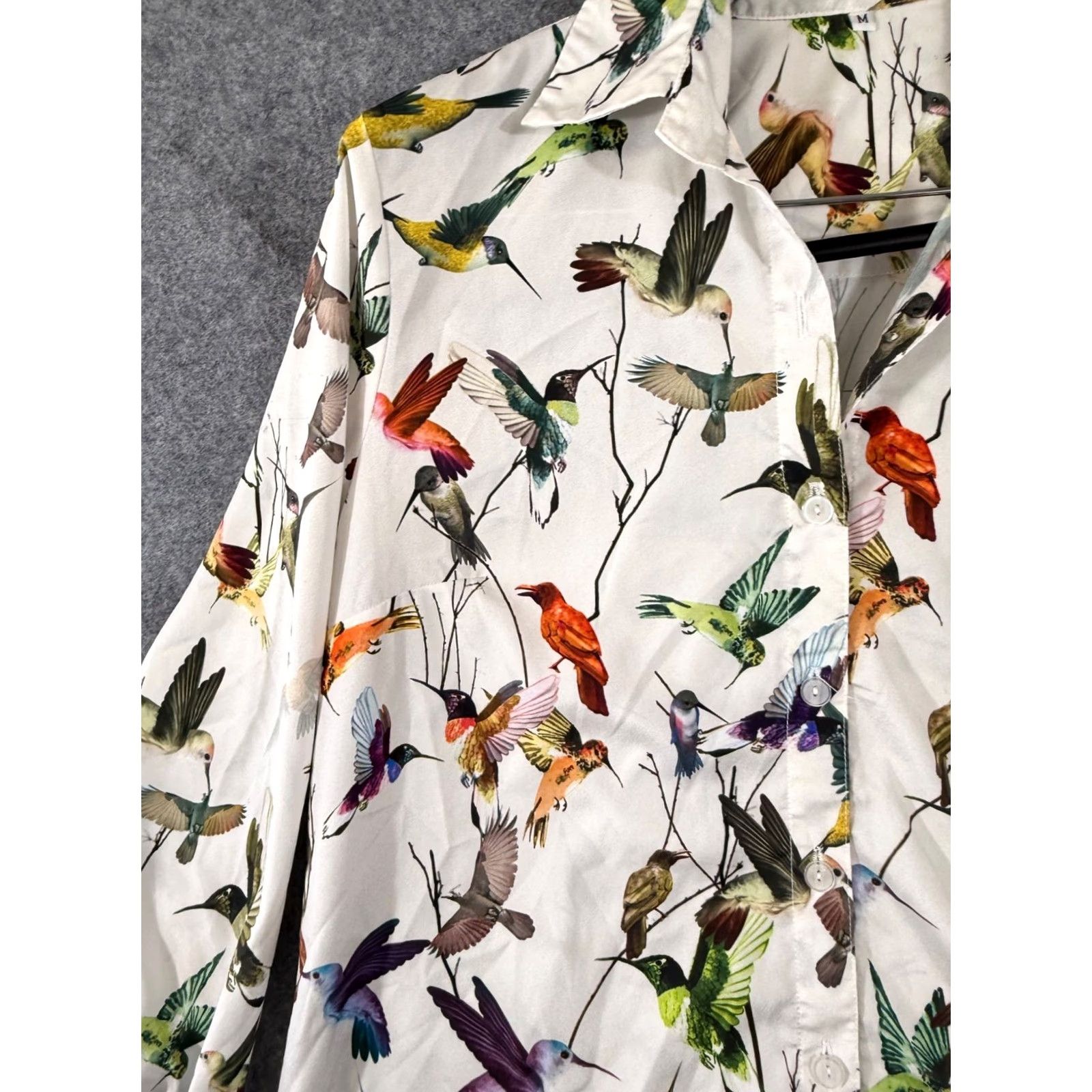 Vintage Vipavadee Shirt Womens M White AOP Hummingbird Button Up Long Sleeve USA Made Size M / US 6-8 / IT 42-44 - 5 Thumbnail