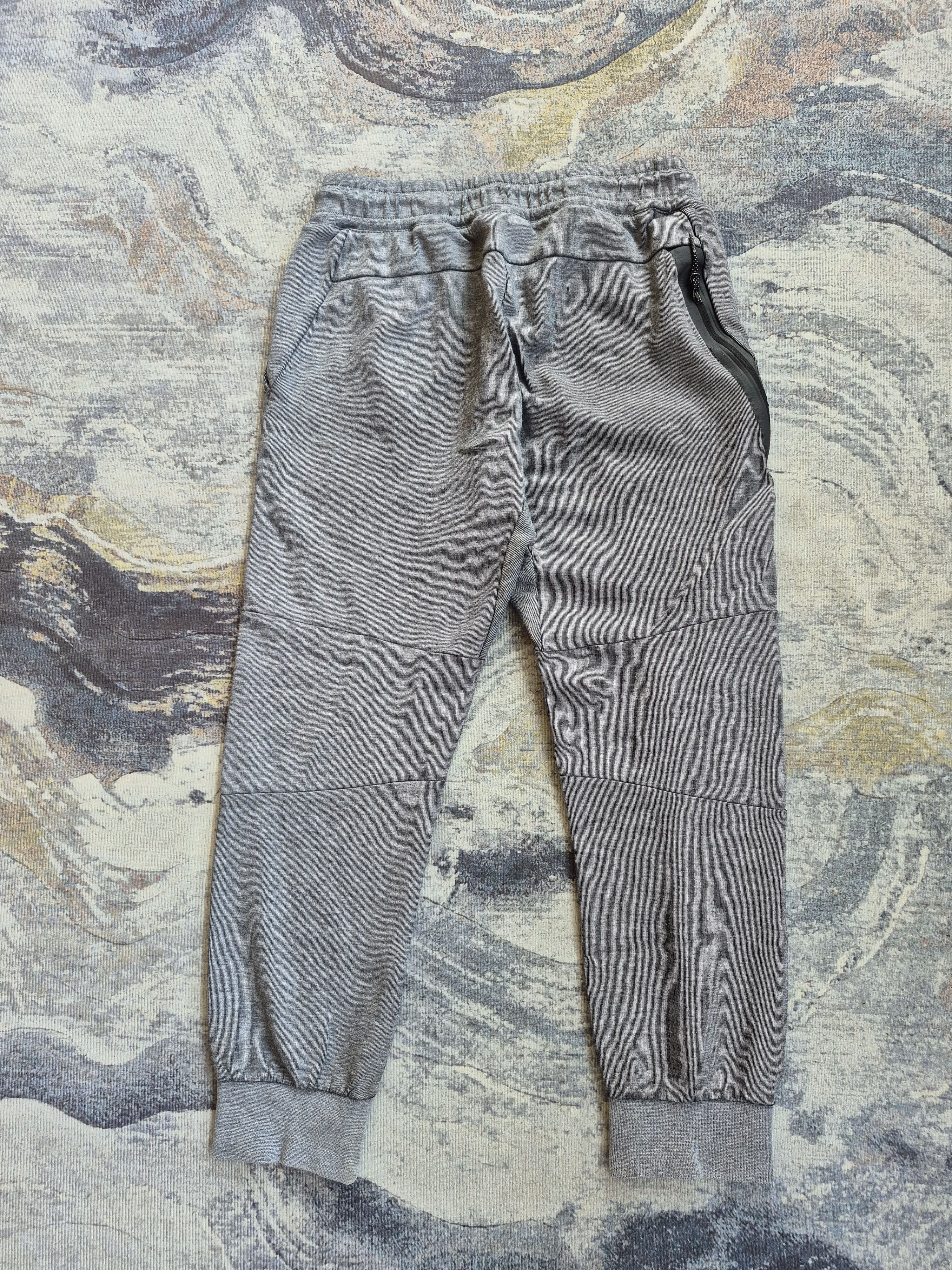 Nike 🔥 Nike Track Pants Youth Size Size US 26 / EU 42 - 4 Thumbnail