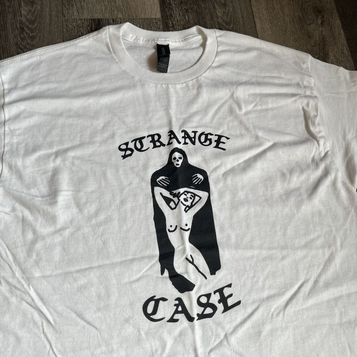 Band Tees Strange Case Grim Reaper Girl Band Surf Graphic Tee Svnbvrnt Size US L / EU 52-54 / 3 - 2 Thumbnail